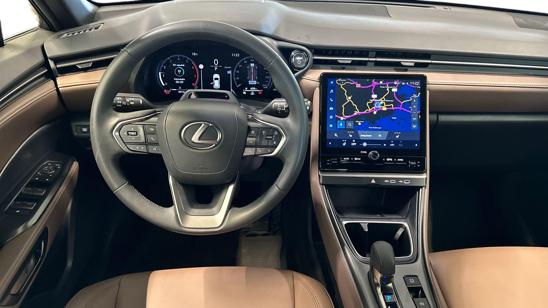 Lexus LBX 2025