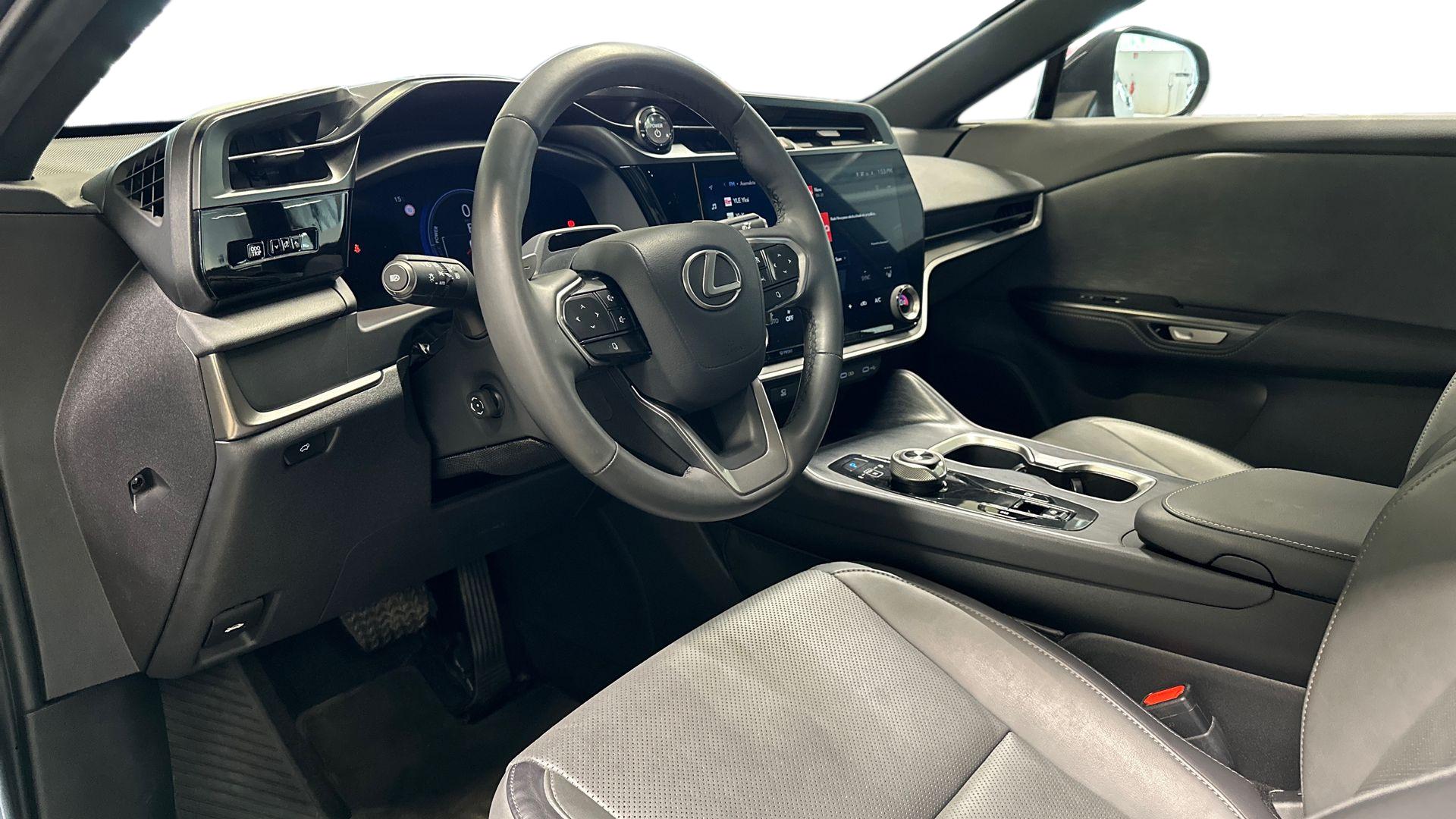 Lexus RZ 2024