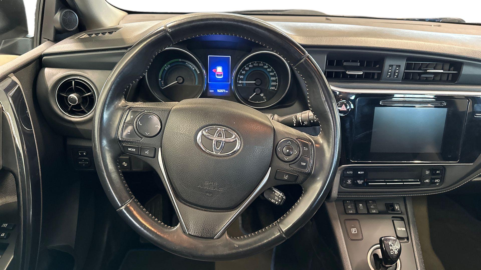 Toyota Auris 2017