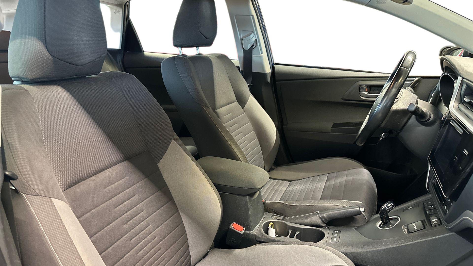 Toyota Auris 2017