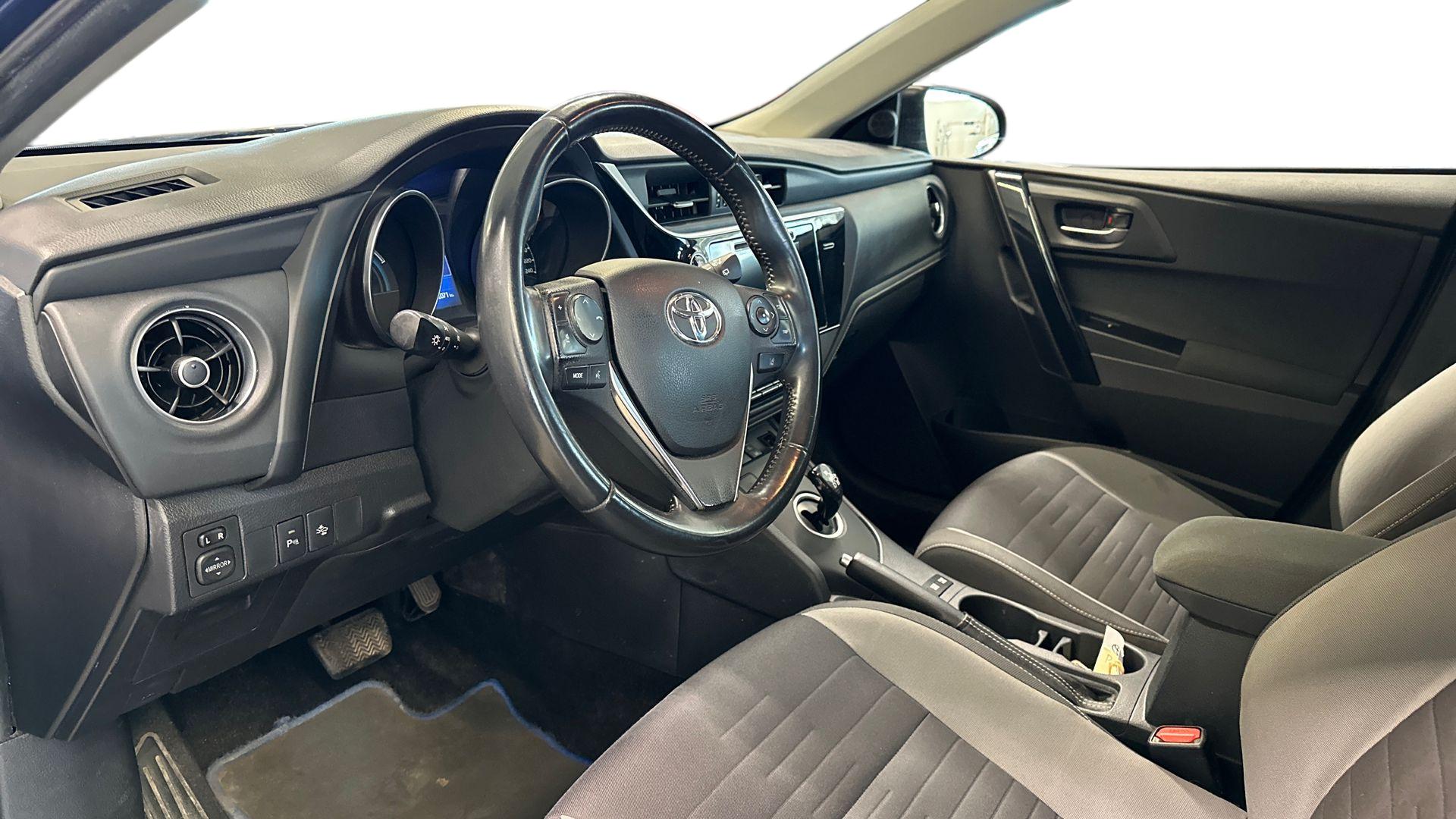 Toyota Auris 2017