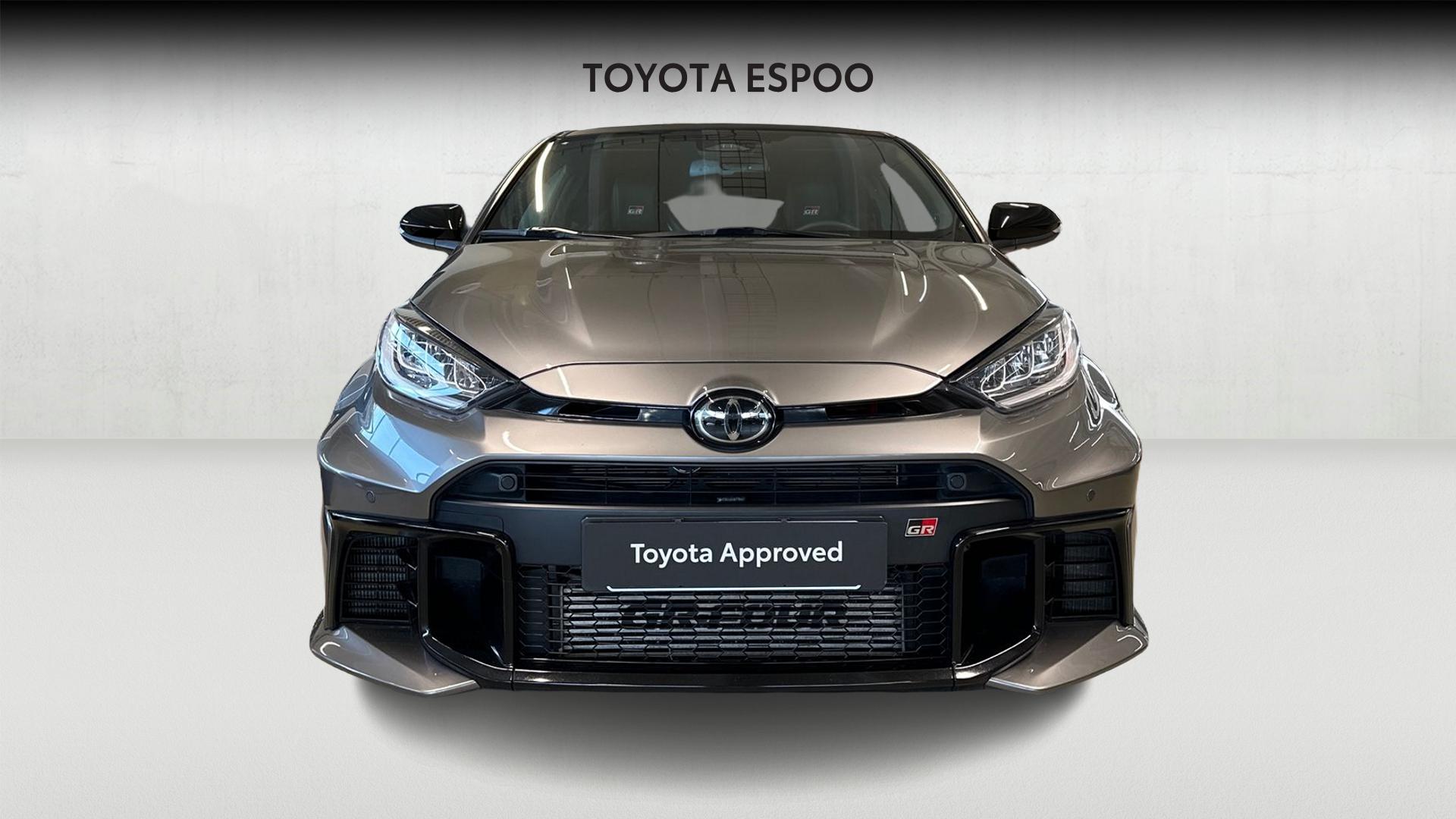 TOYOTA GR Yaris 2024
