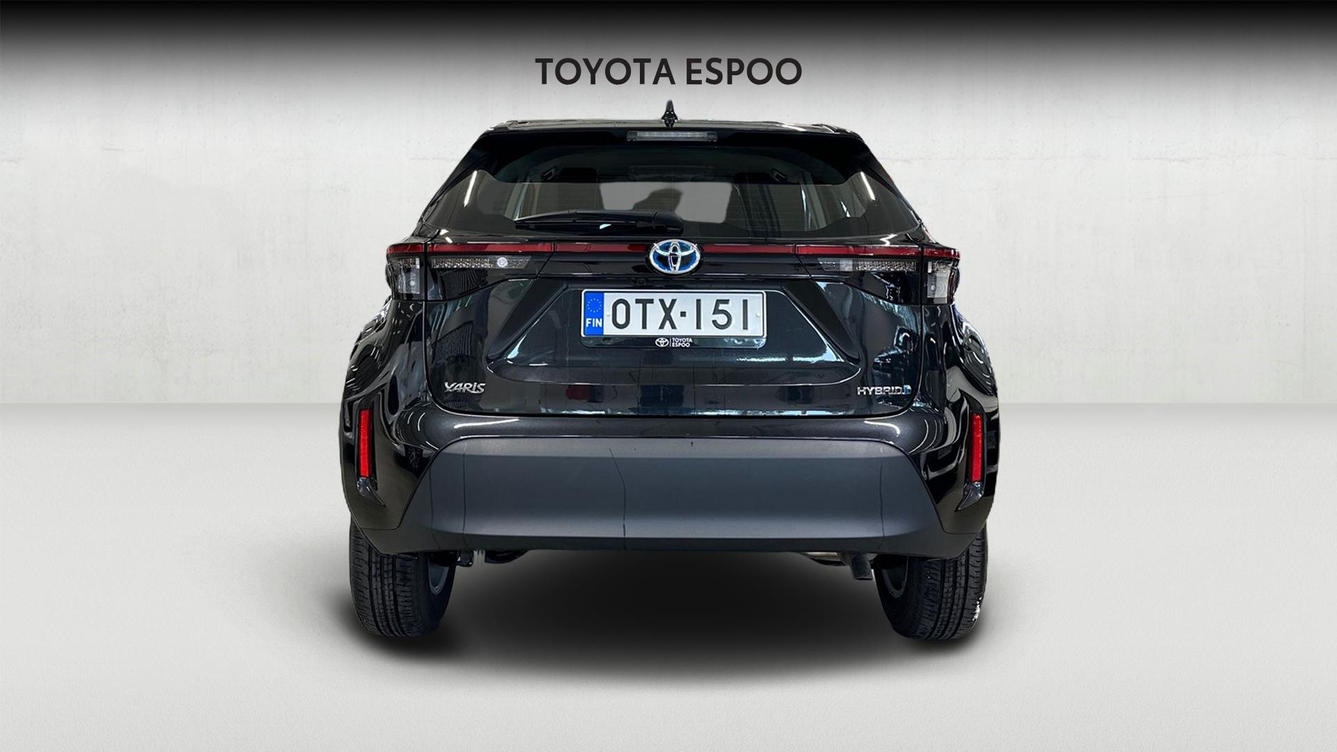 TOYOTA Yaris Cross 2024