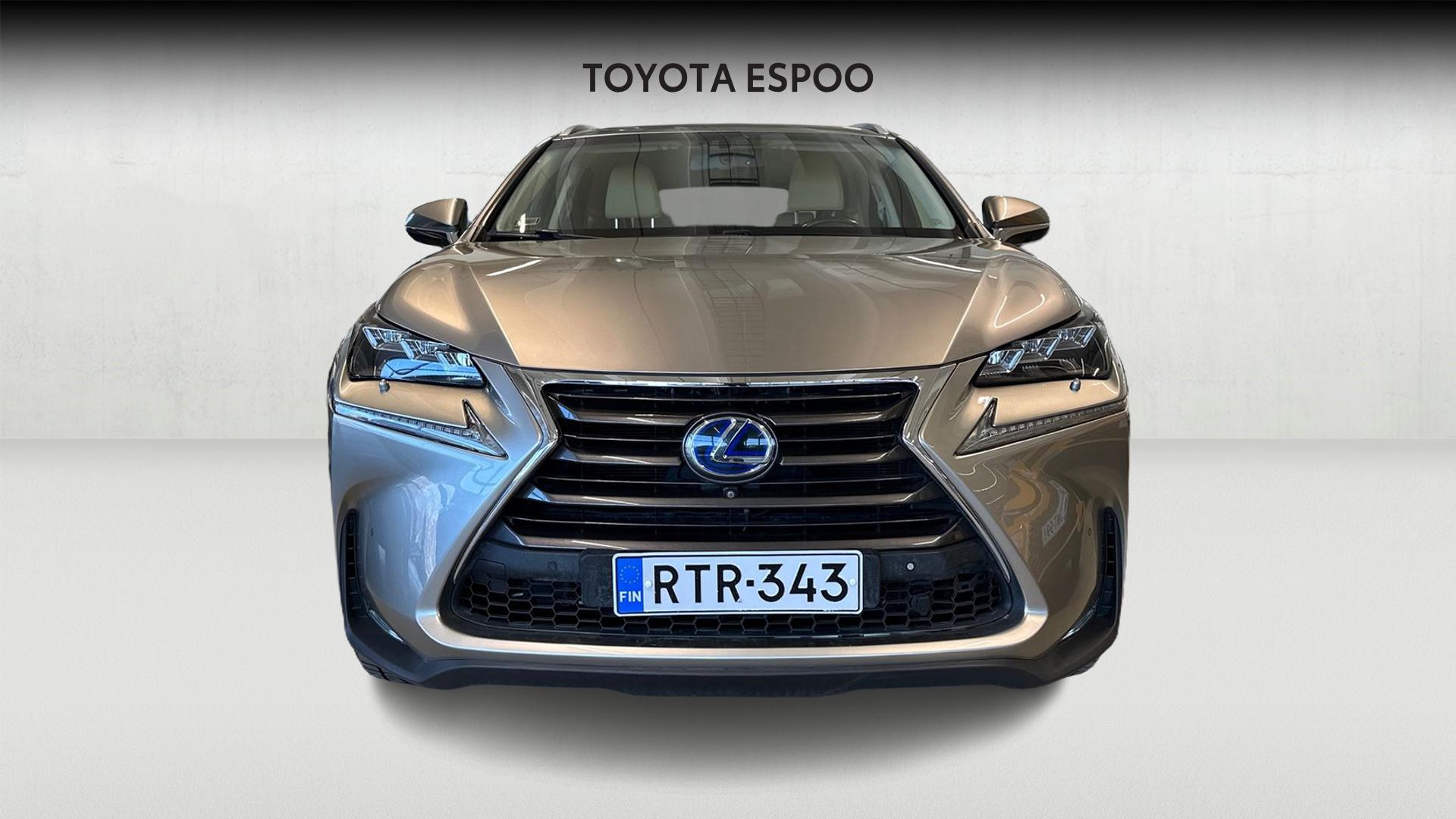 Lexus NX 2015