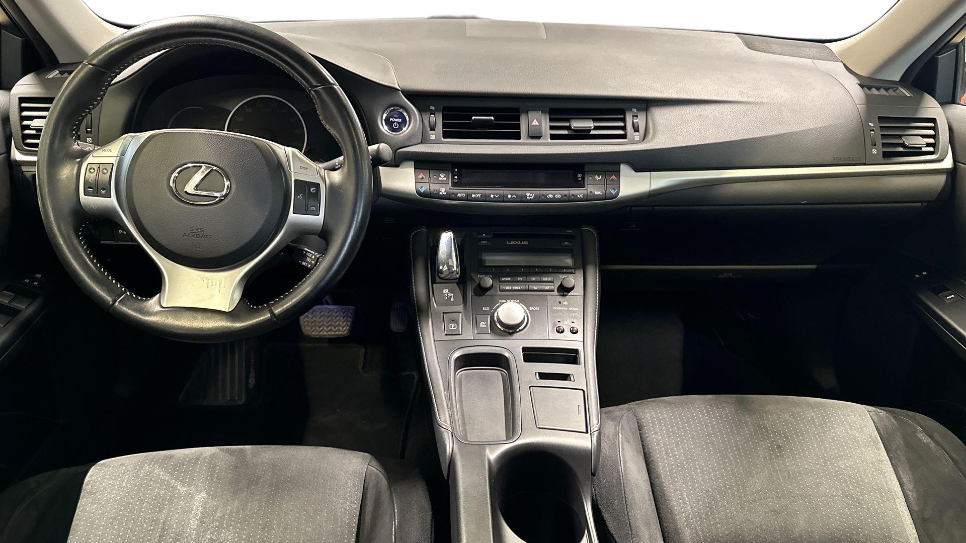 Lexus CT 2012
