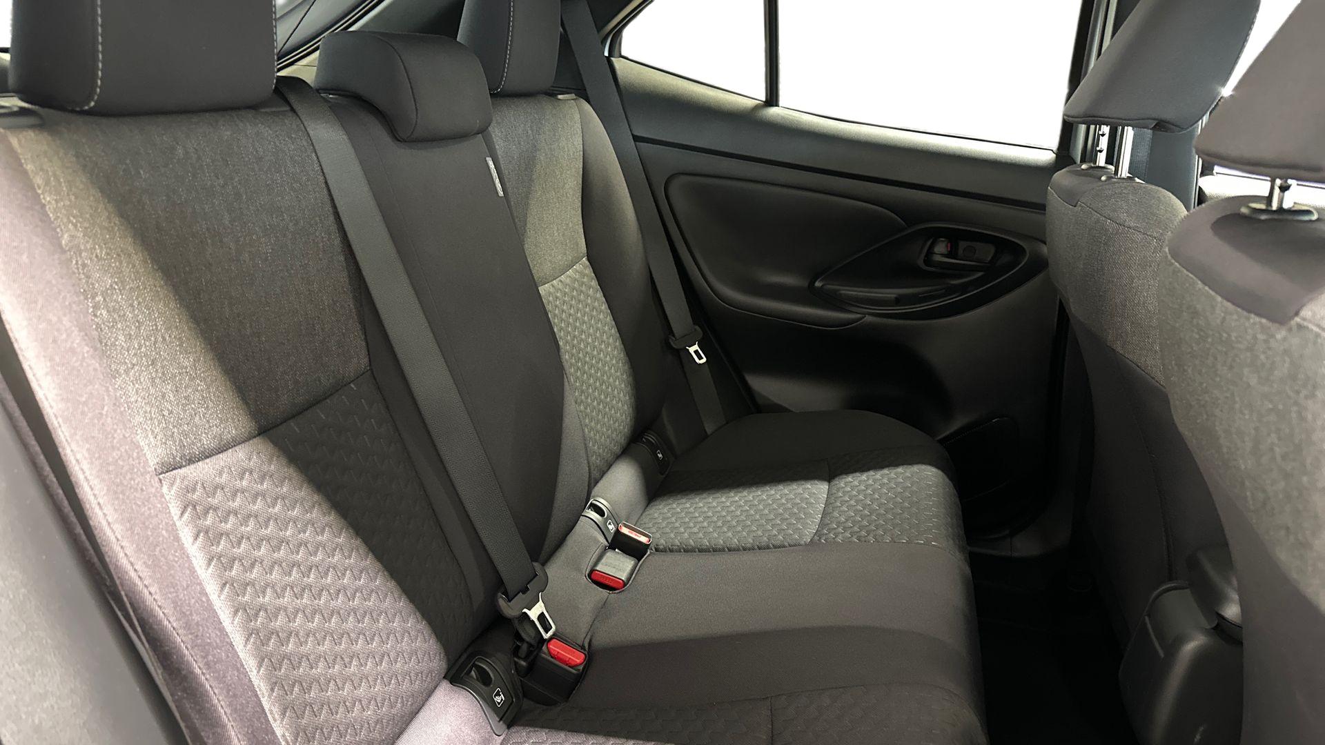 Toyota Yaris Cross 18