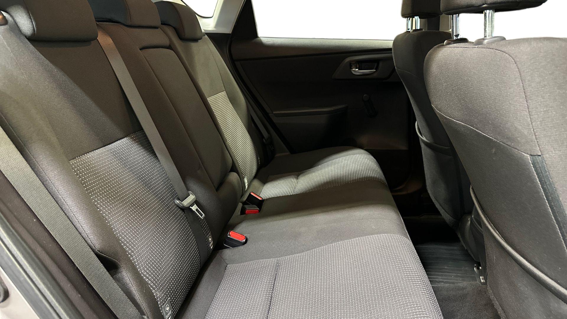 Toyota Auris 2013