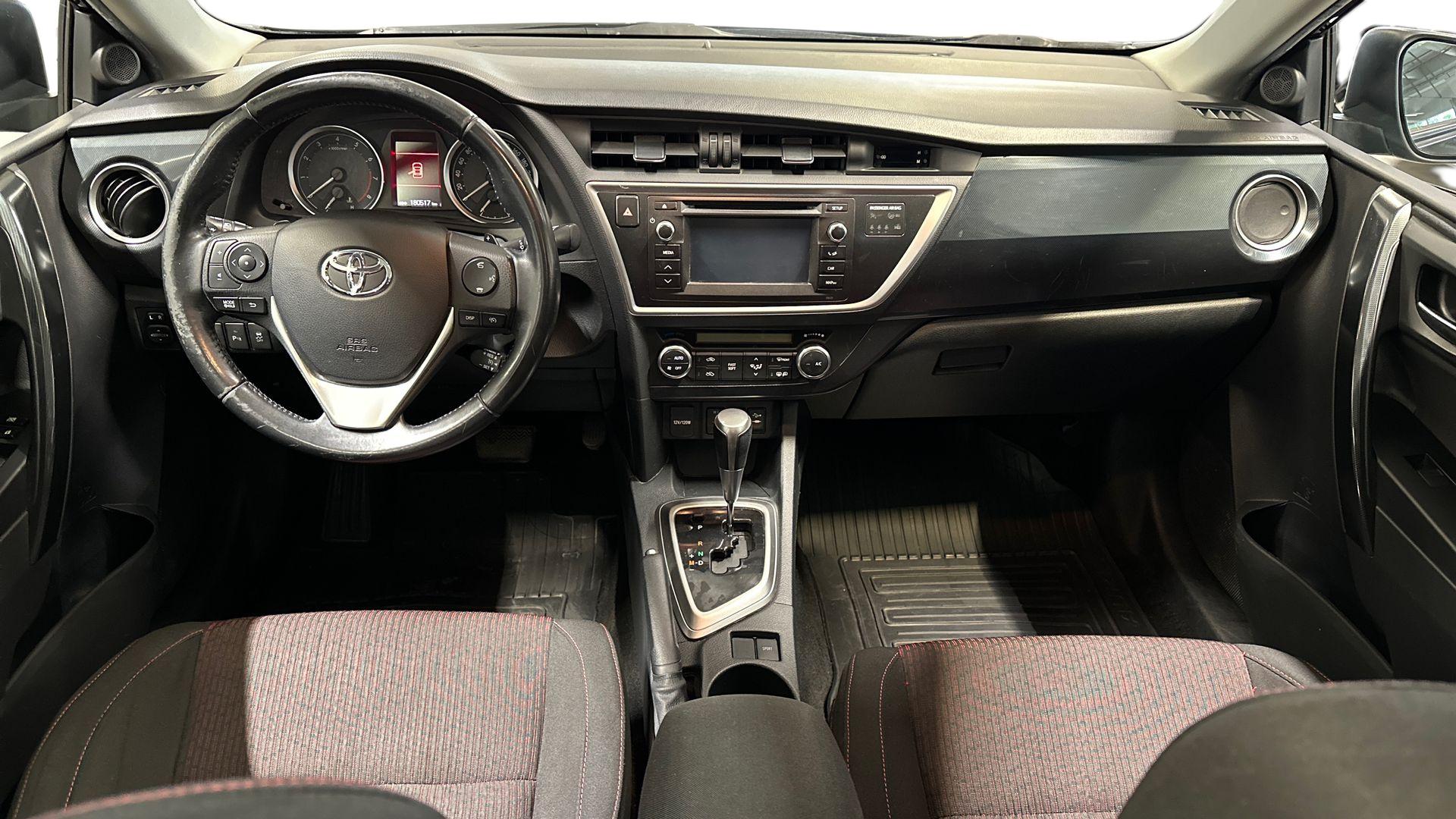 Toyota Auris 2013