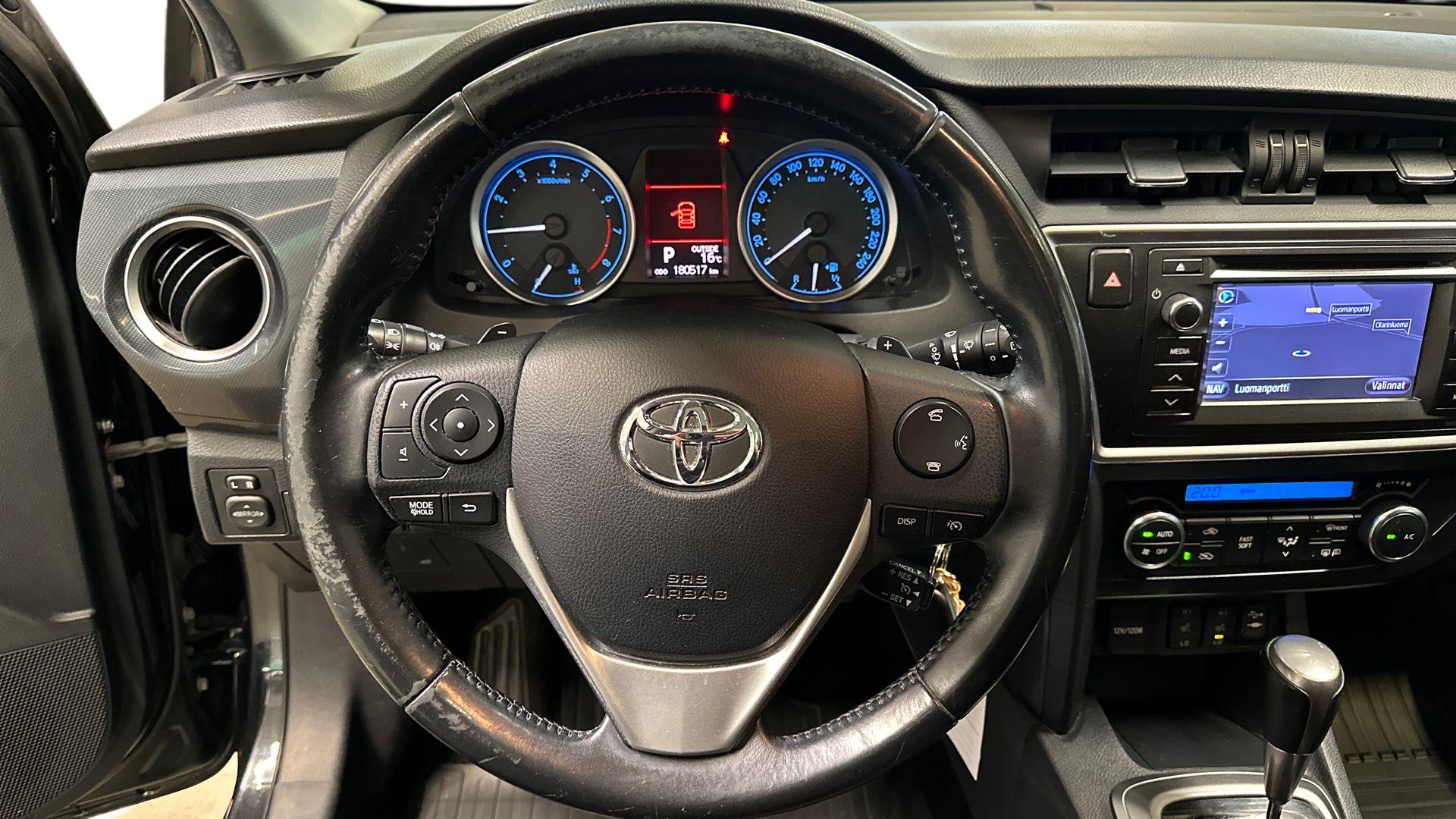 Toyota Auris 2013
