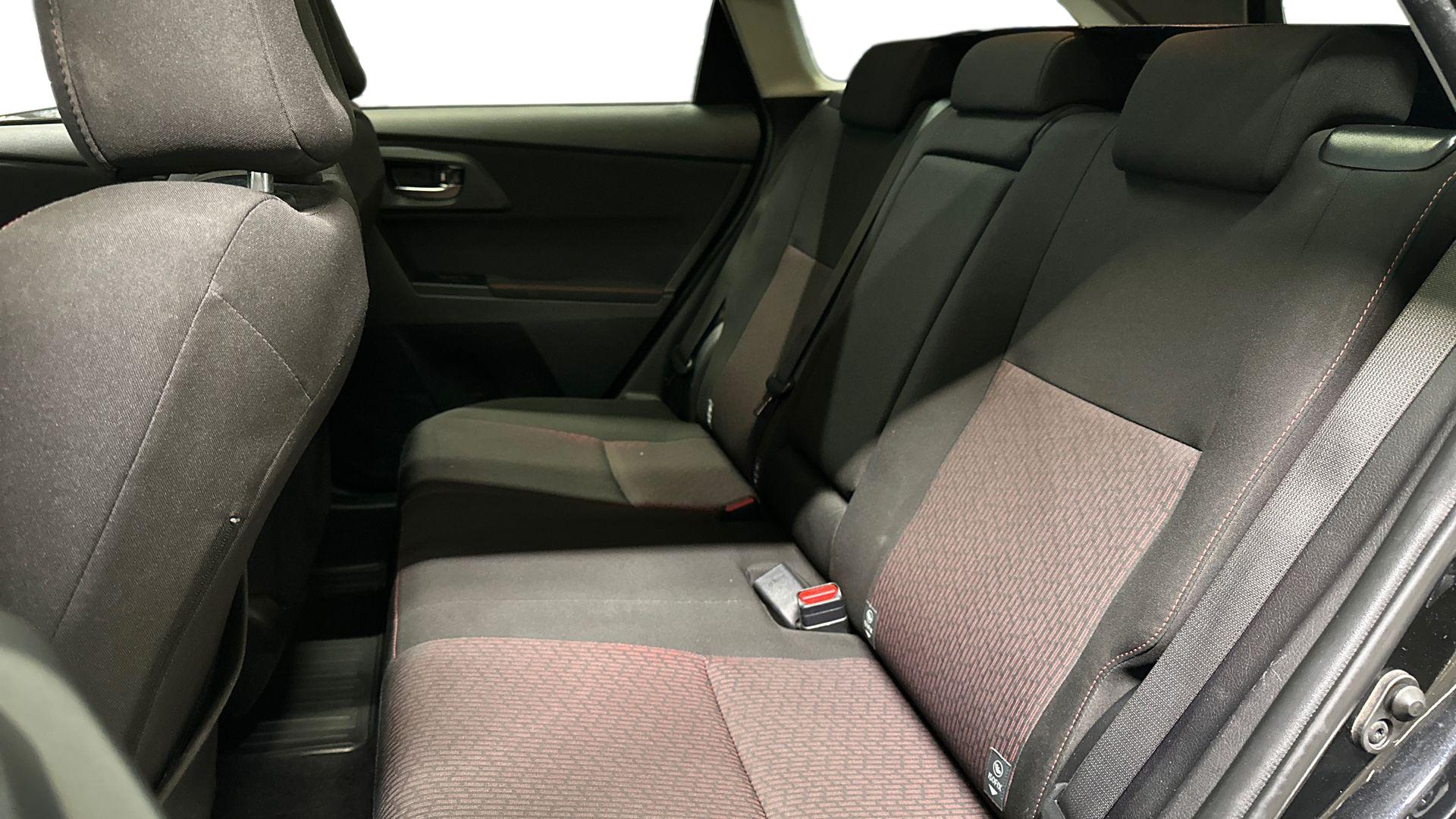 Toyota Auris 2013