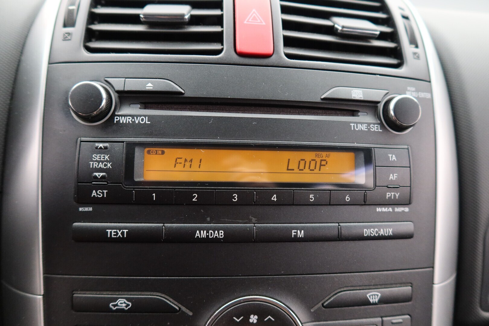 TOYOTA Auris 2010