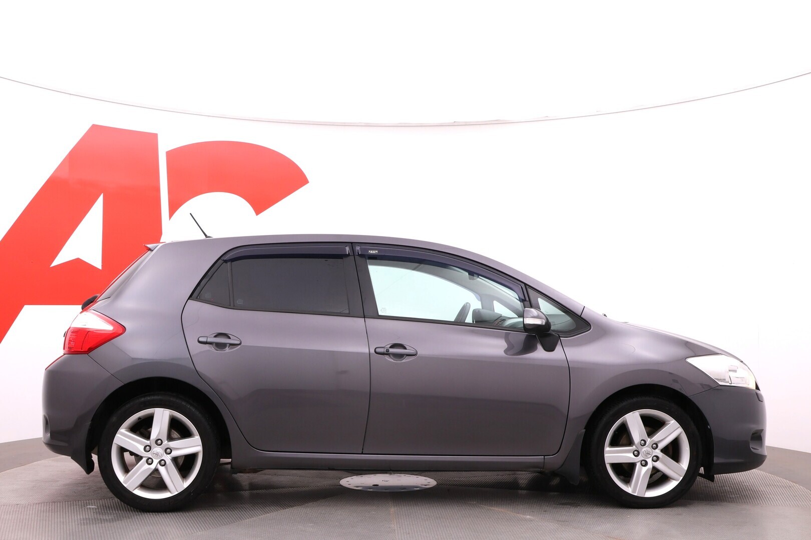 TOYOTA Auris 2010