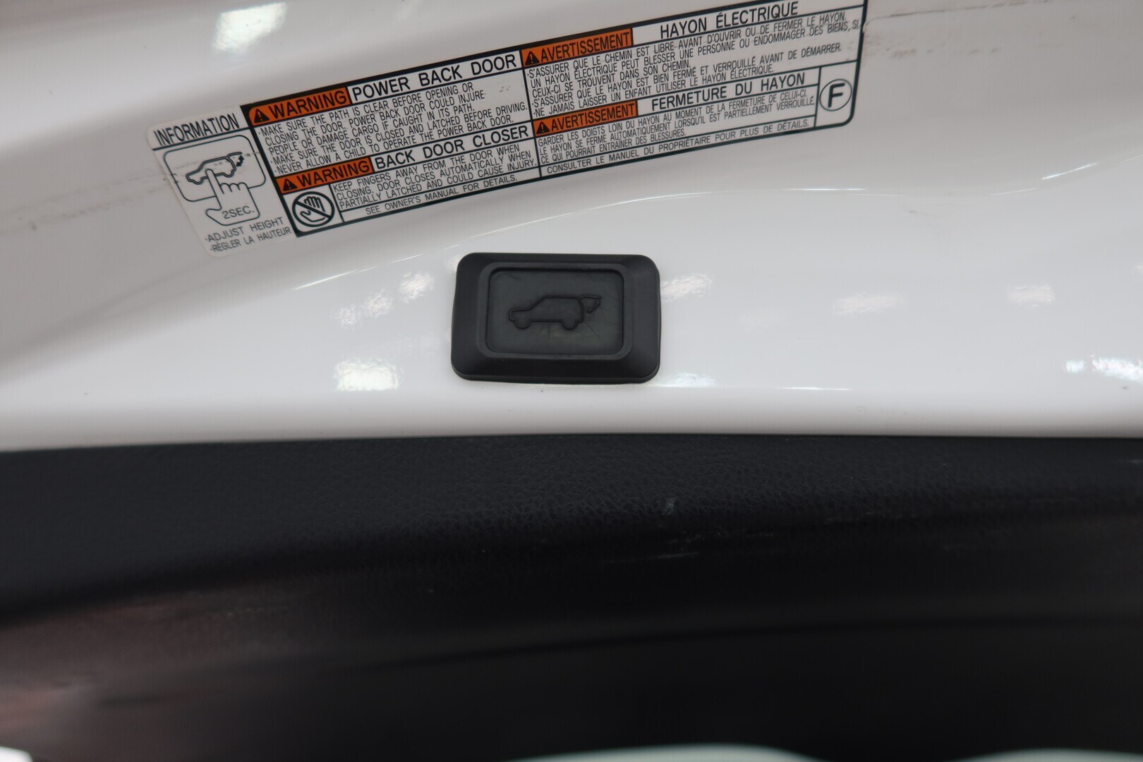 TOYOTA RAV4 2015