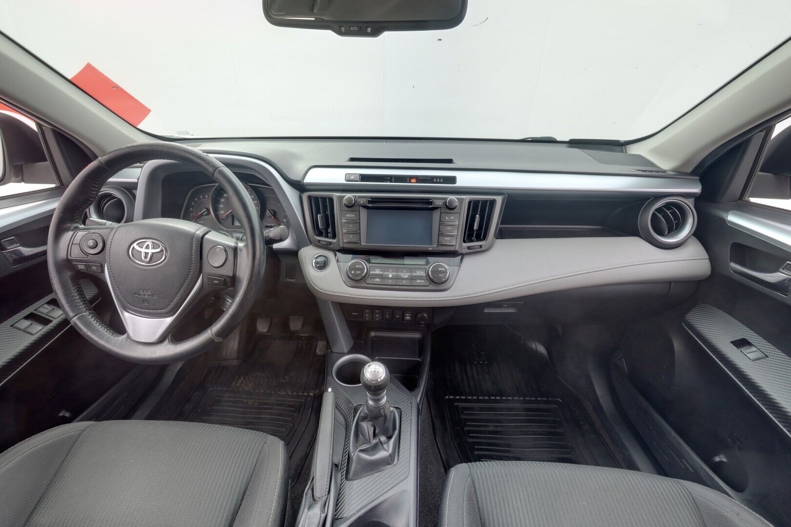 TOYOTA RAV4 2015