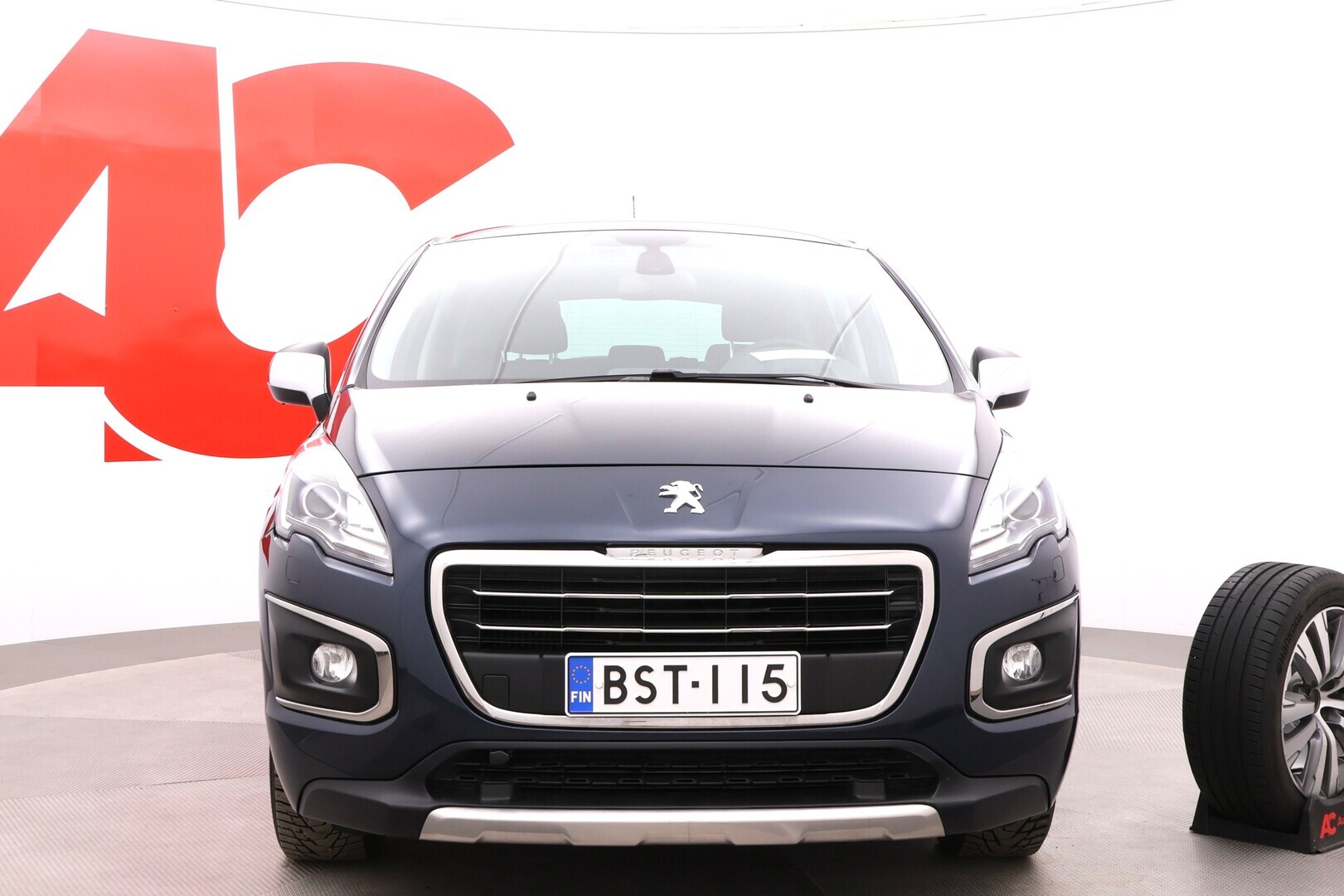PEUGEOT 3008 2015