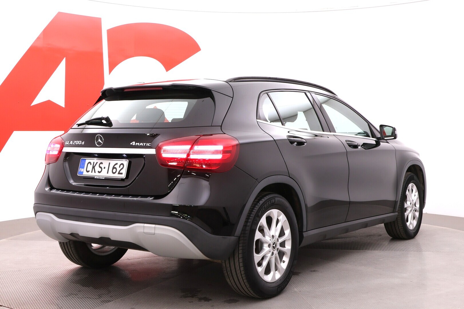 MERCEDES-BENZ GLA 2017