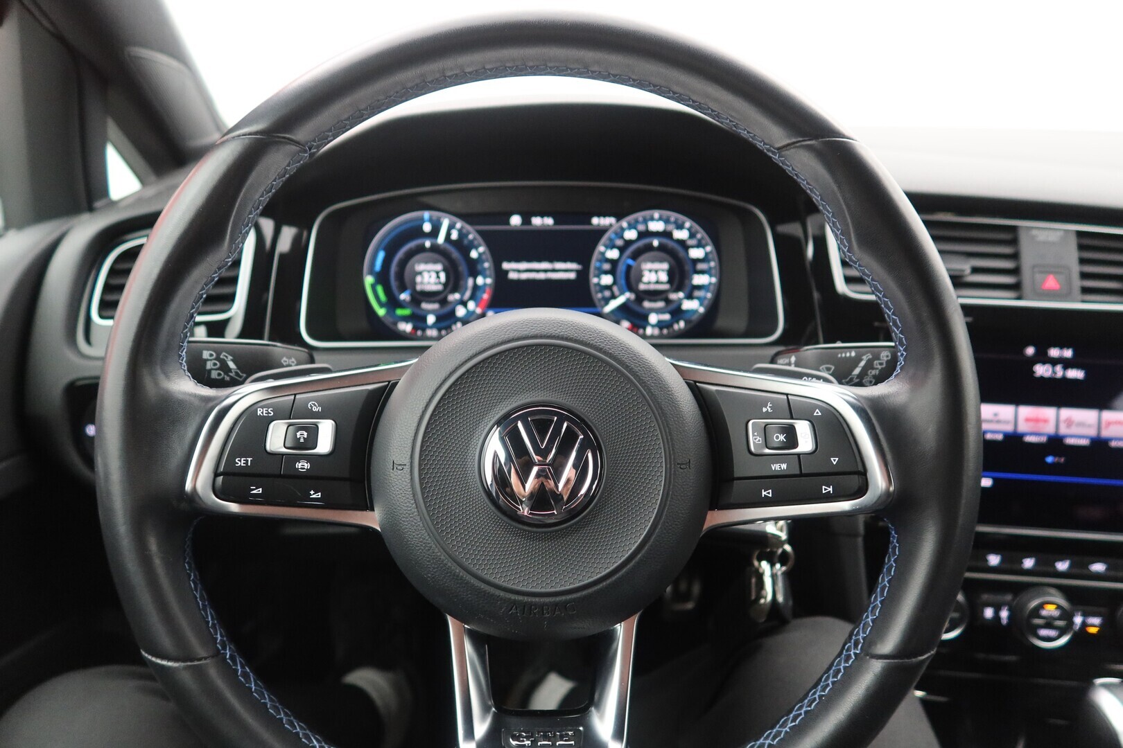 VOLKSWAGEN Golf 2020