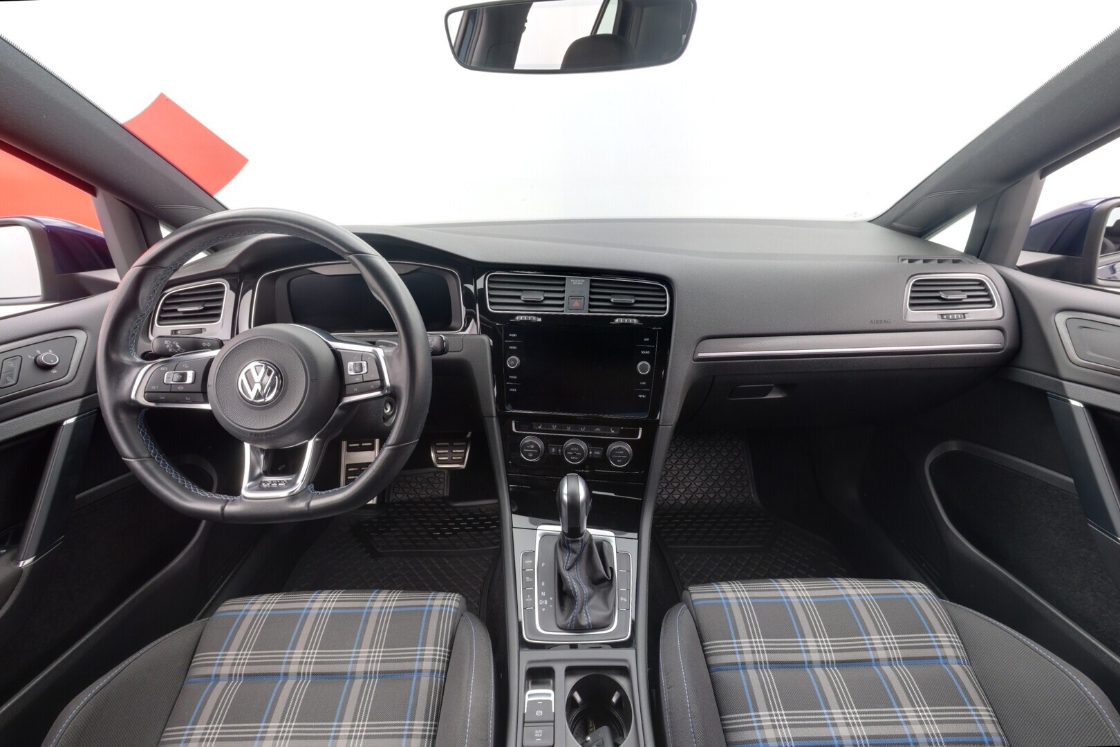VOLKSWAGEN Golf 2020