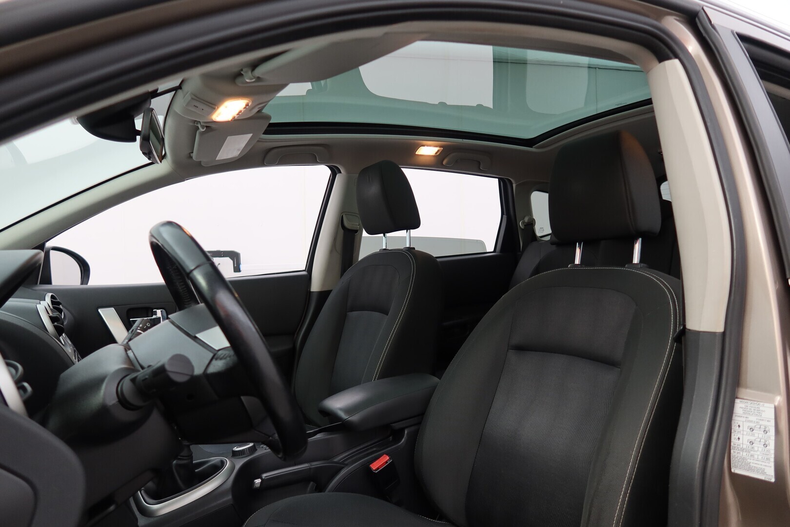 NISSAN Qashqai+2 2011
