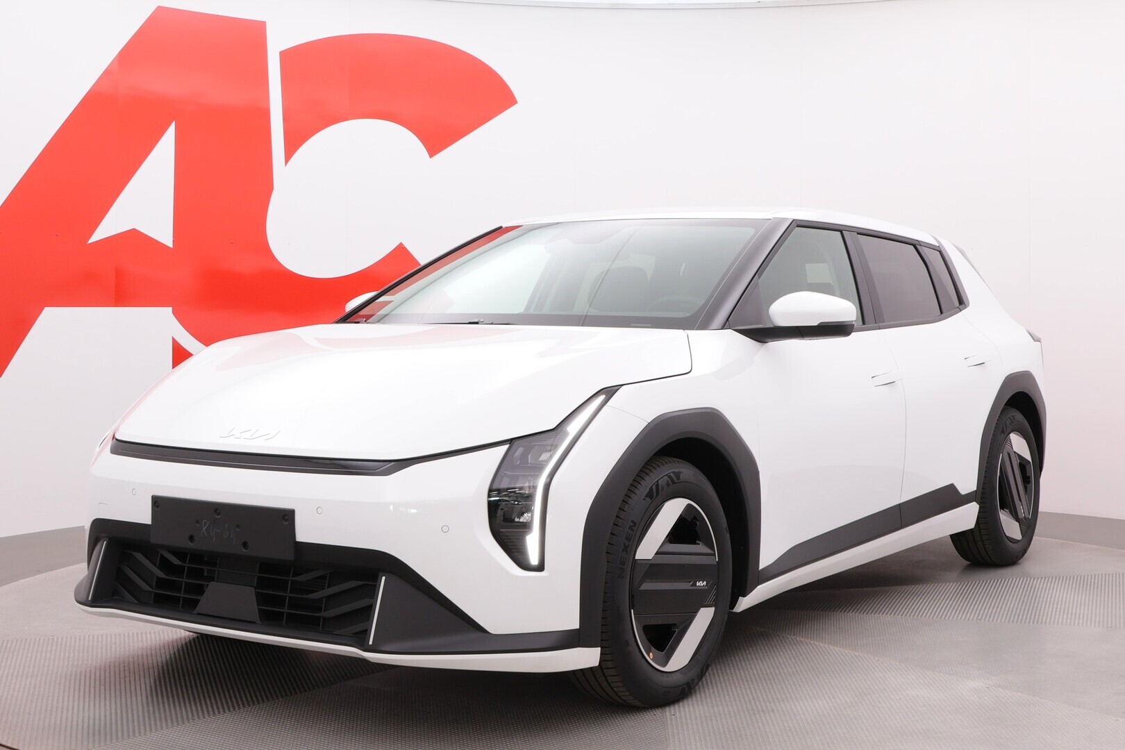 KIA EV4 2026