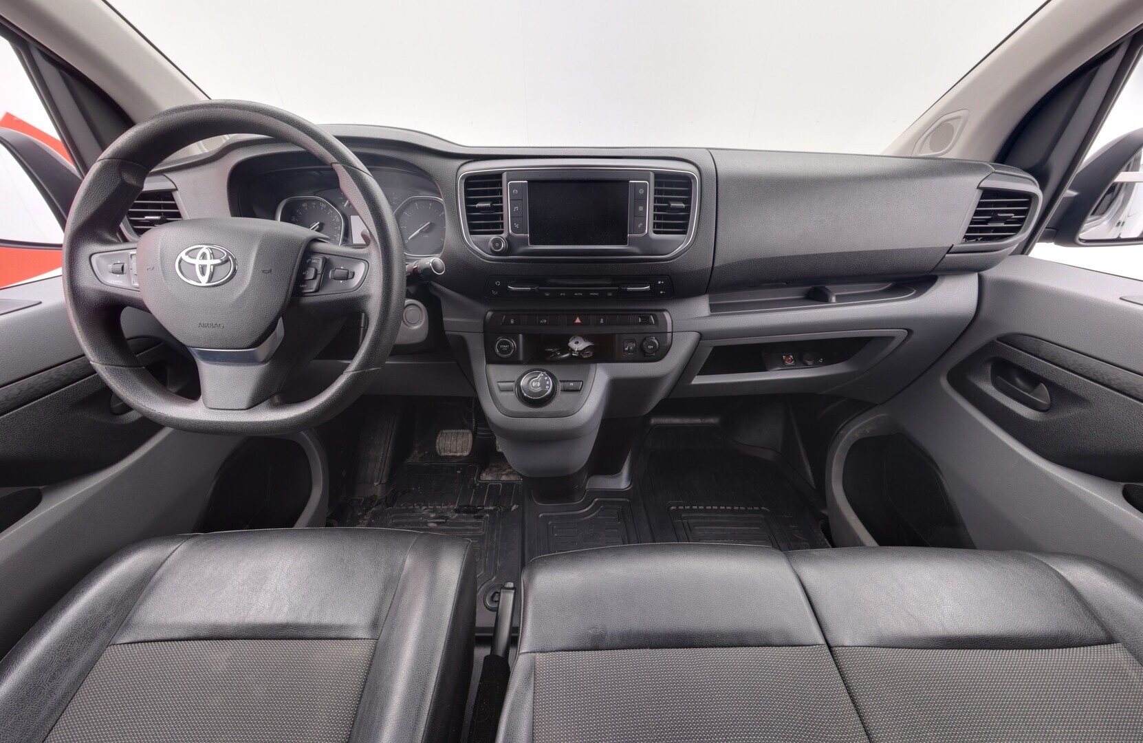 TOYOTA Proace 2019