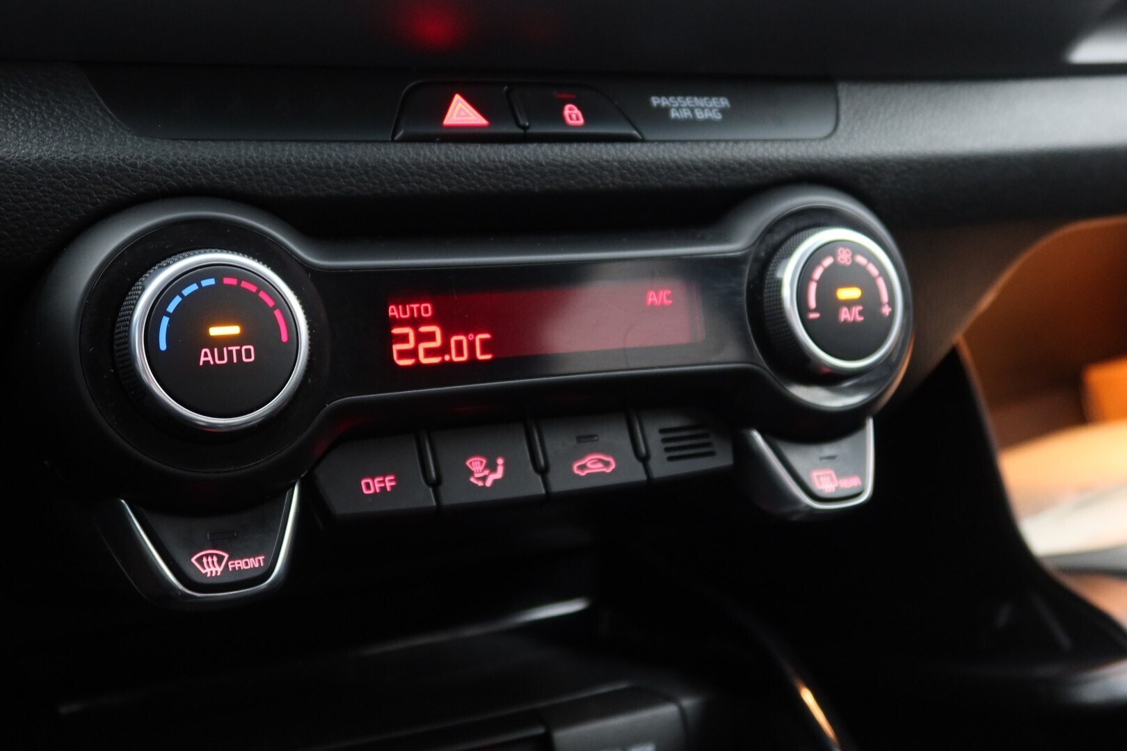 KIA STONIC 2019