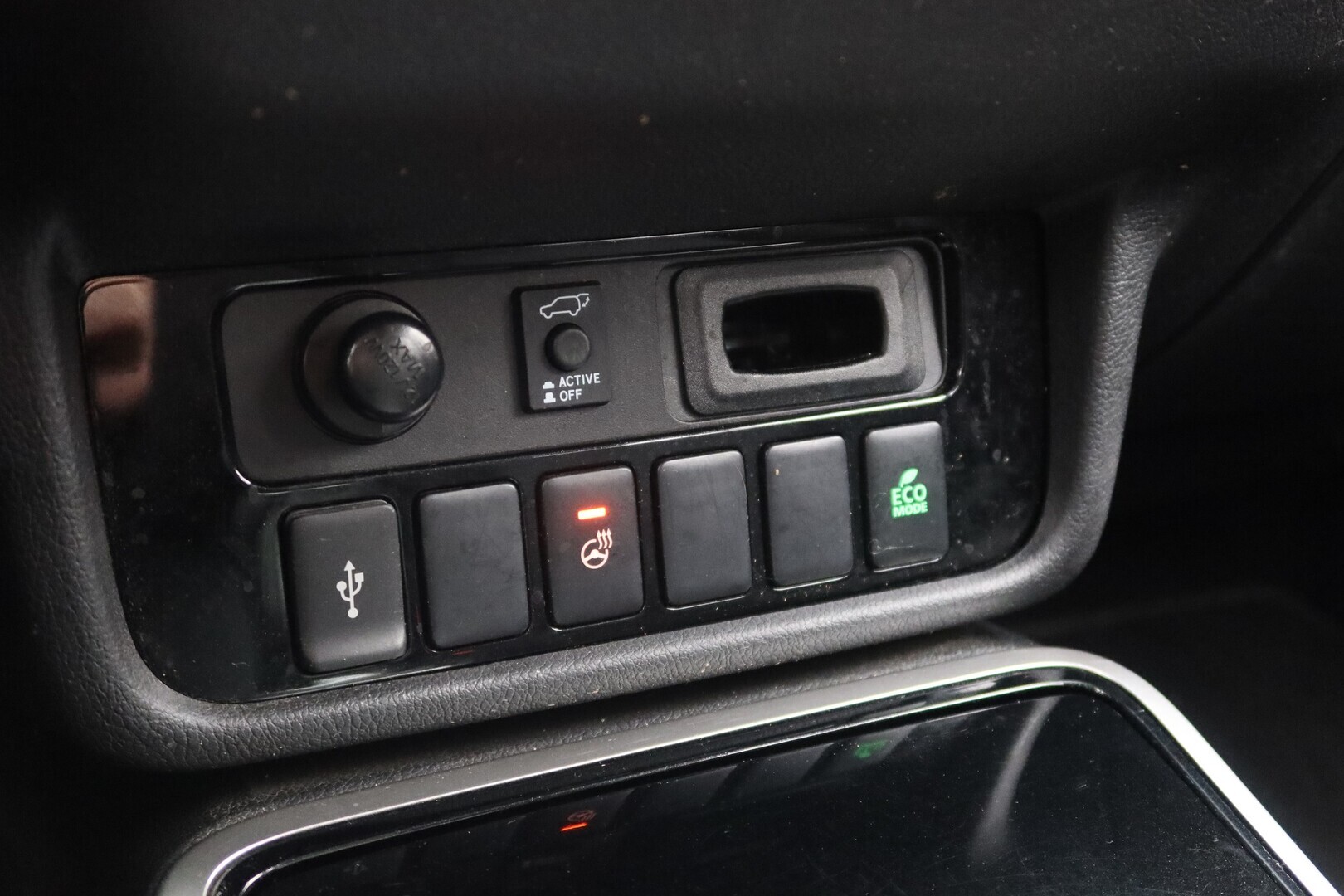 MITSUBISHI Outlander PHEV 2021