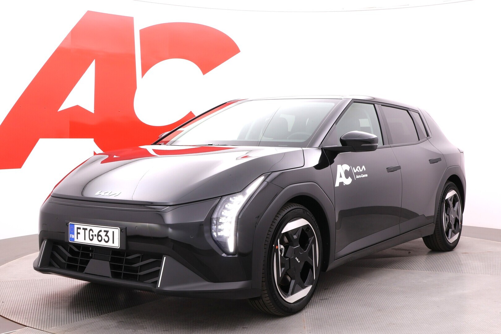 KIA EV4 2026