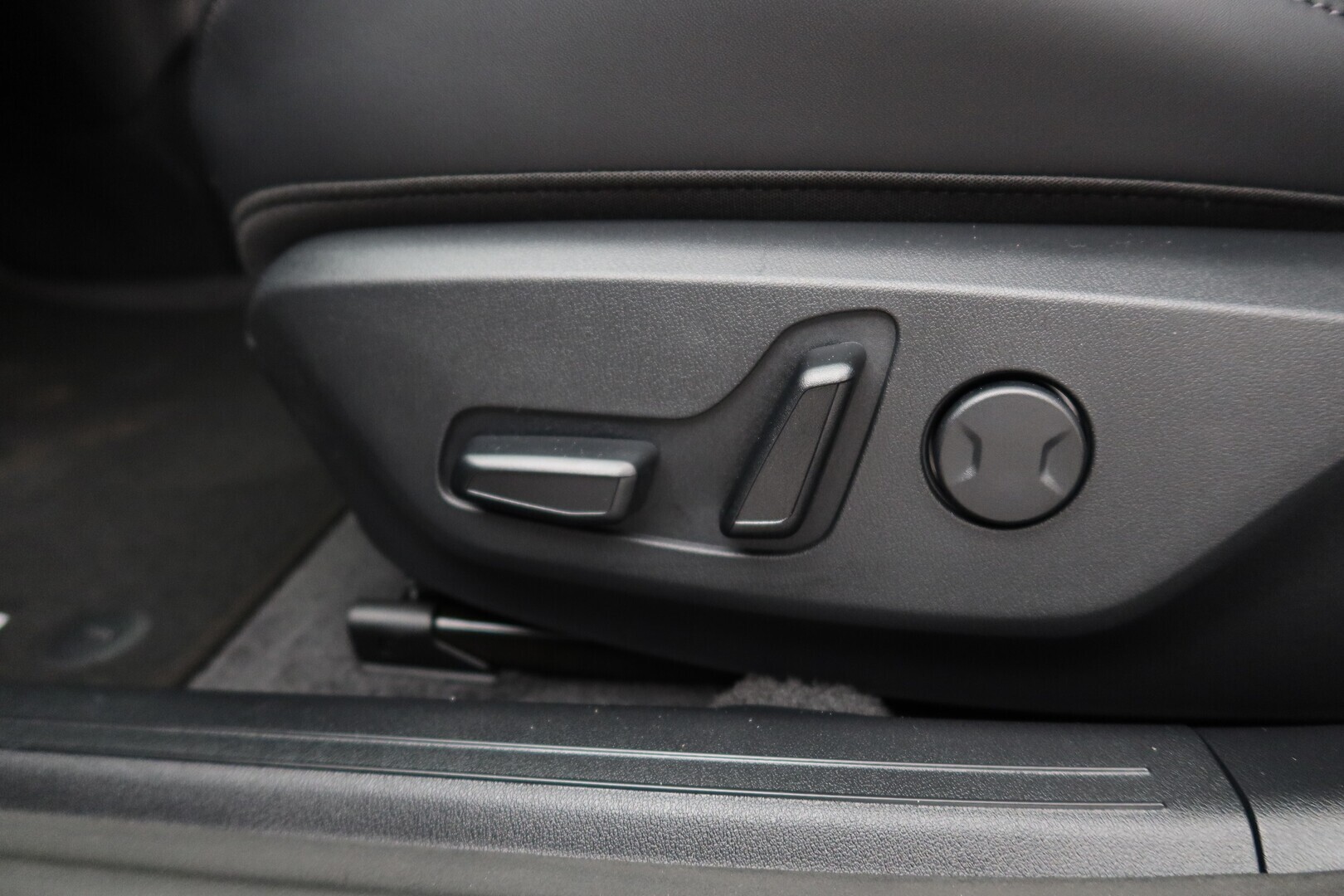 KIA EV4 2026