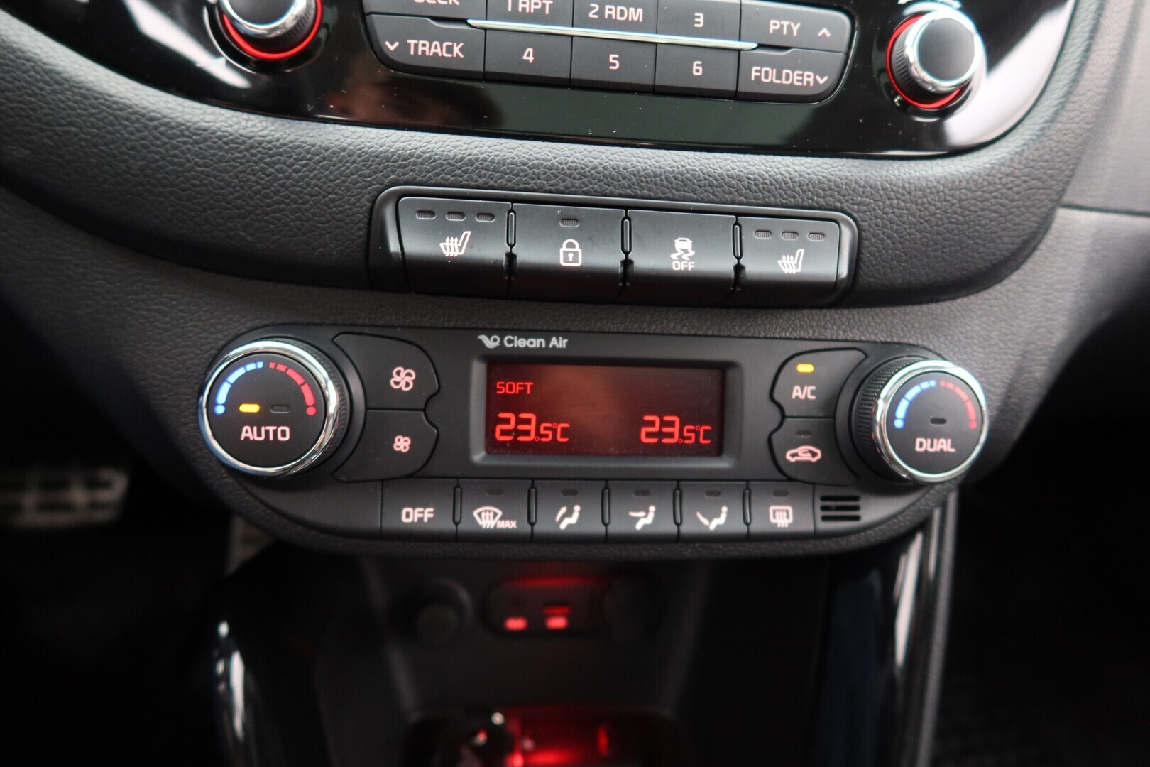 KIA cee'd 2014