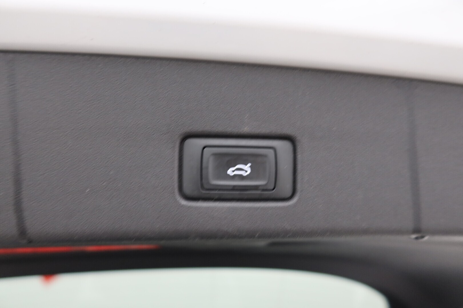 AUDI Q4 e-tron 2021