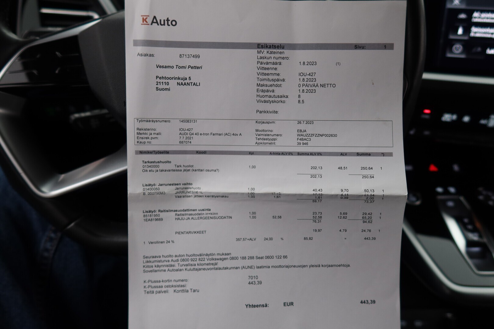 AUDI Q4 e-tron 2021