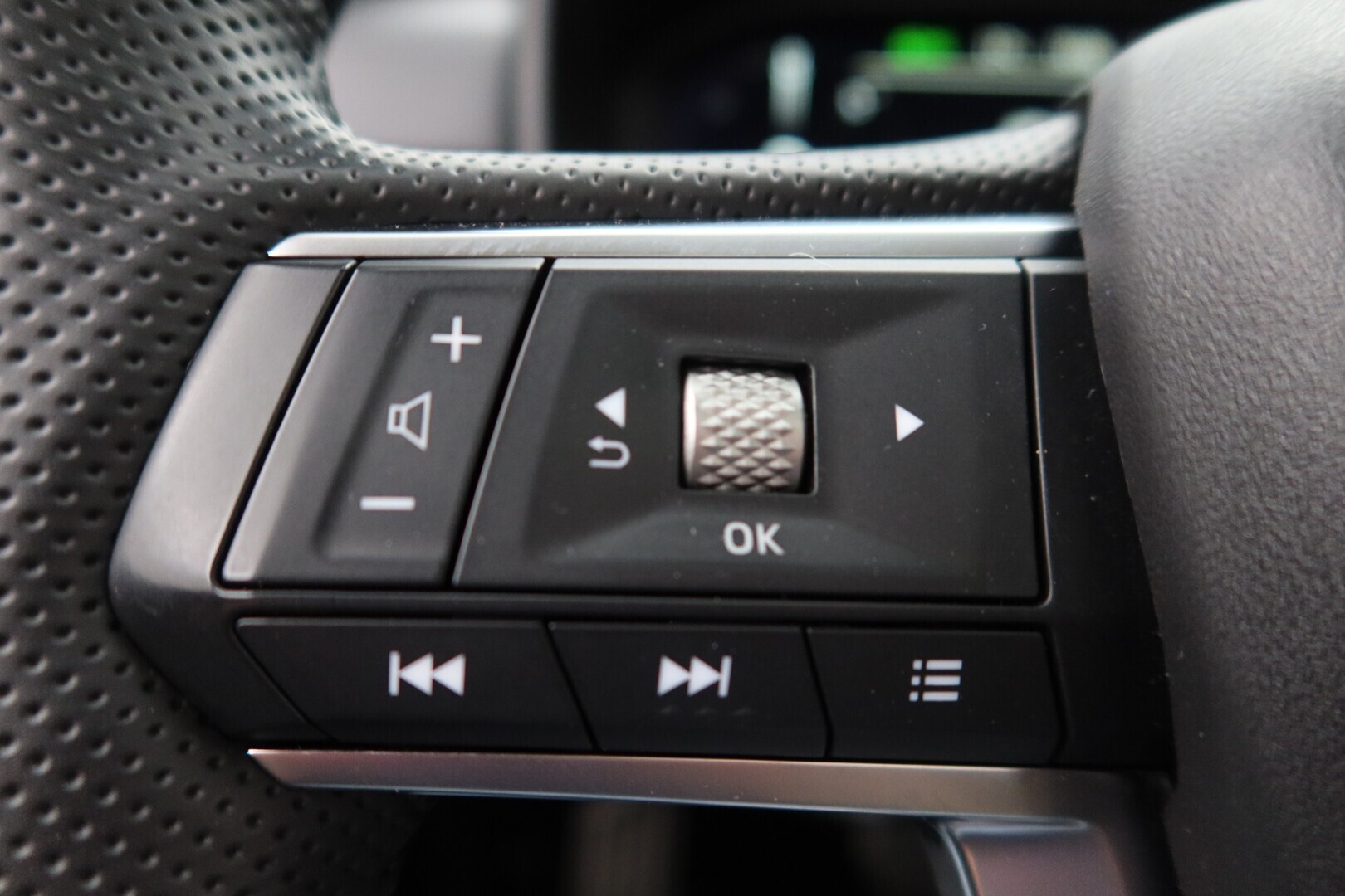 MITSUBISHI Outlander 2025