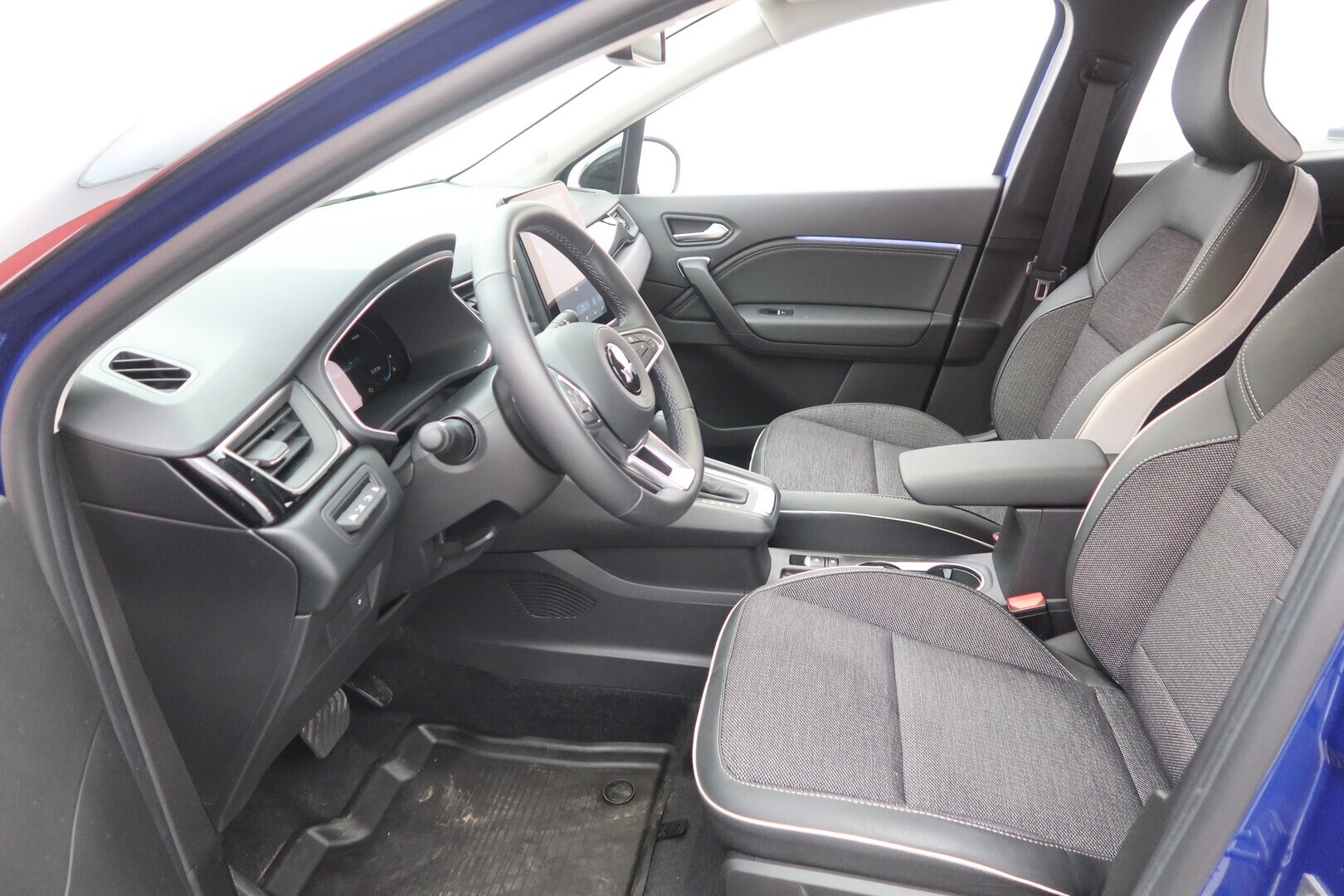 MITSUBISHI ASX 2024