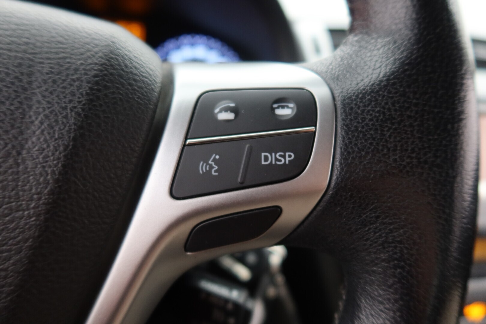 TOYOTA Avensis 2013