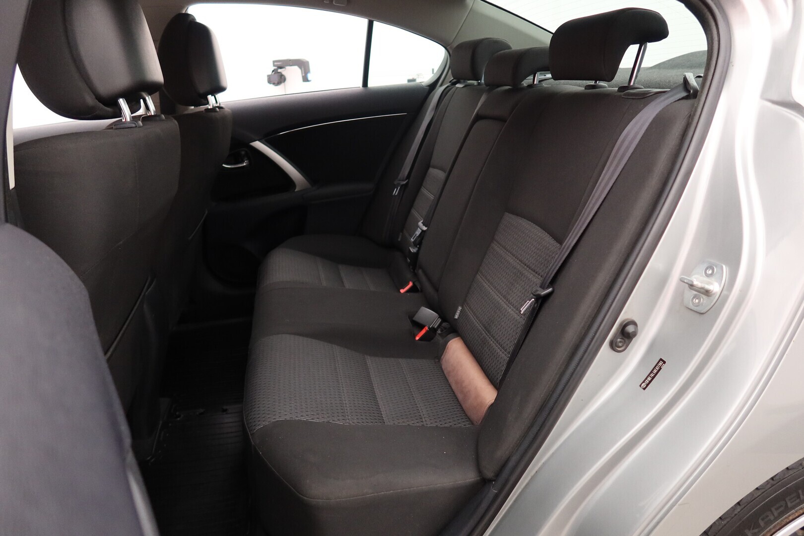 TOYOTA Avensis 2013