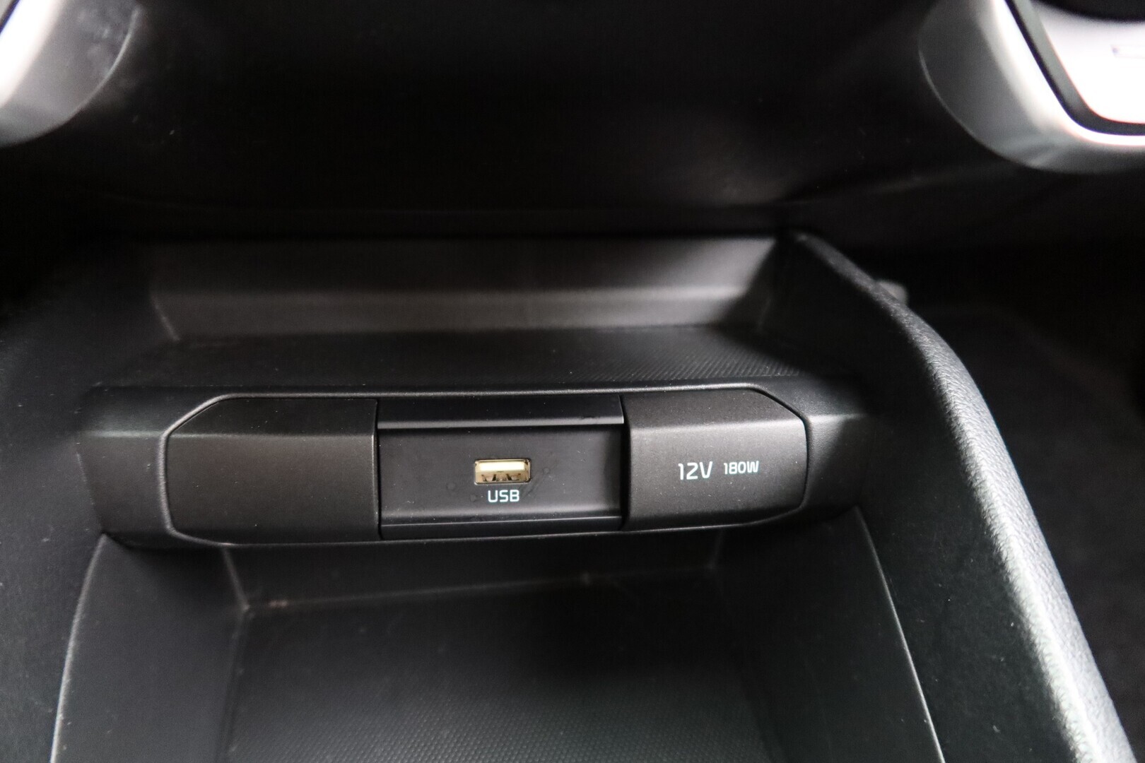 KIA Rio 2024