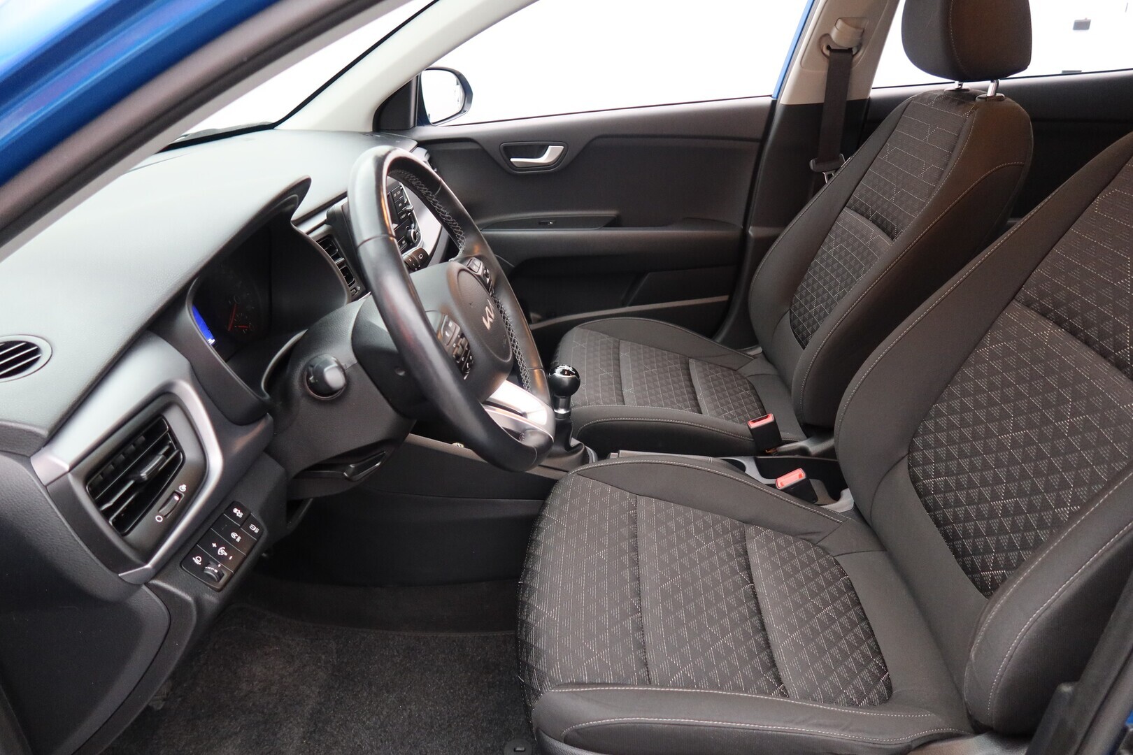KIA Rio 2024