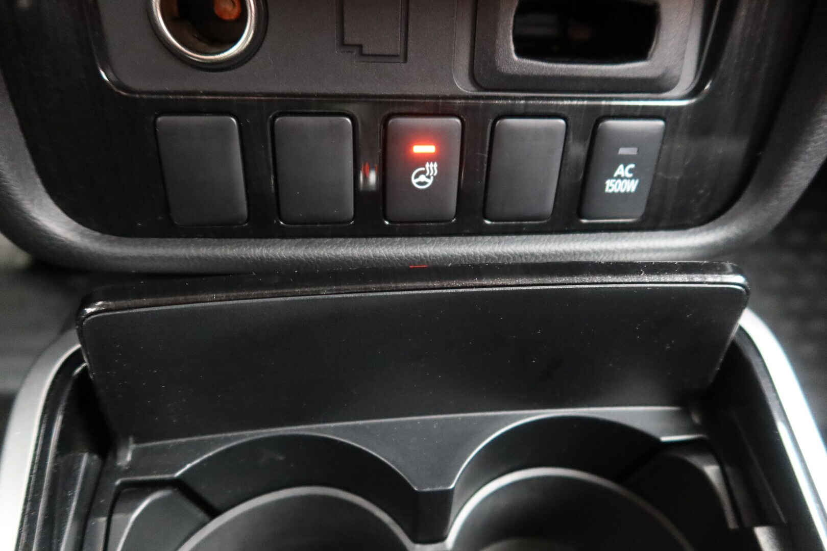 MITSUBISHI Outlander PHEV 2018