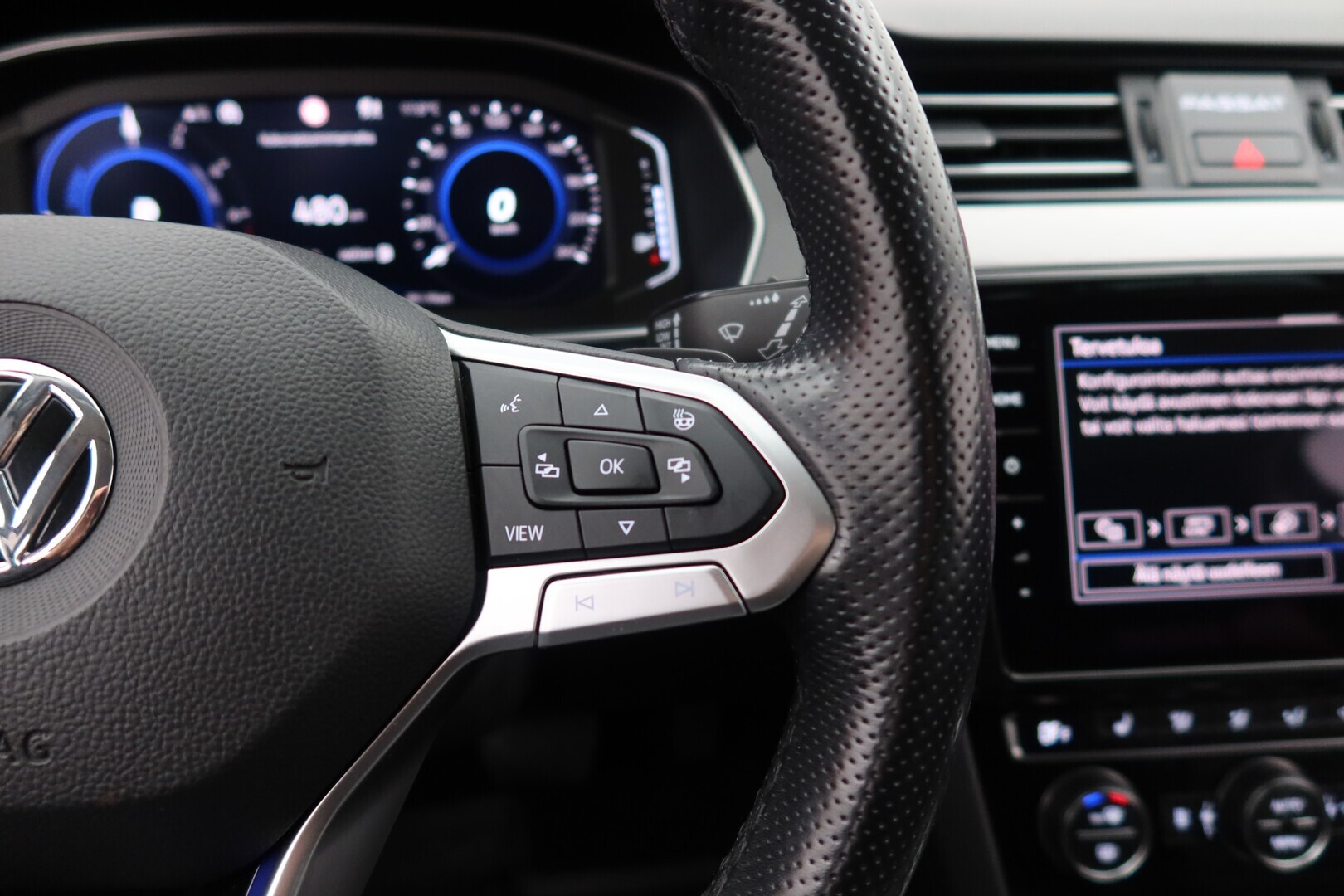 VOLKSWAGEN Passat 2019