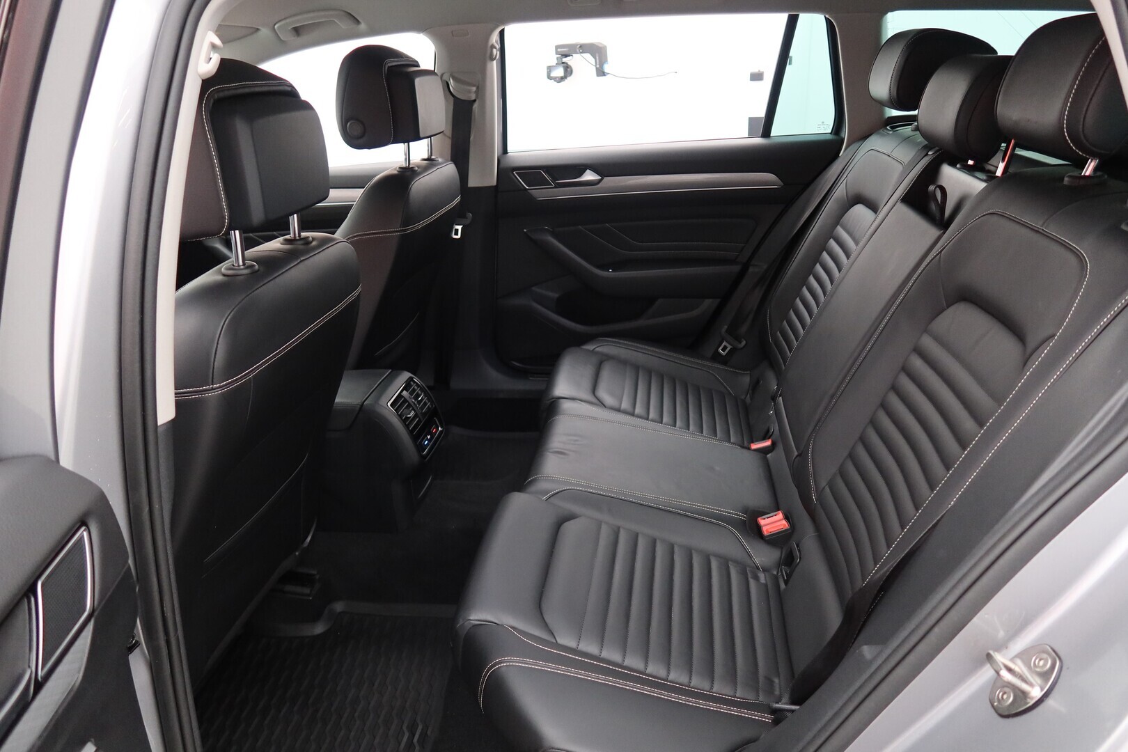 VOLKSWAGEN Passat 2019