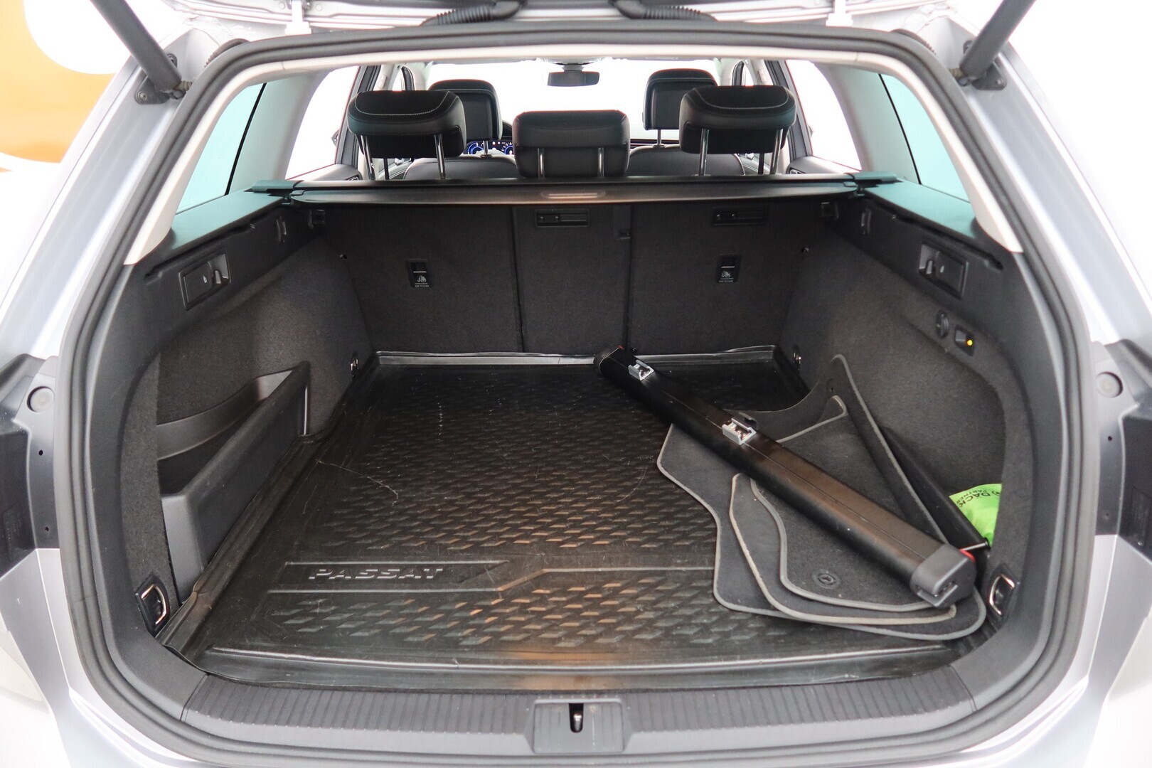VOLKSWAGEN Passat 2019