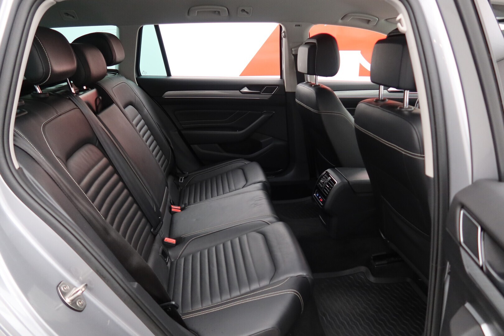 VOLKSWAGEN Passat 2019