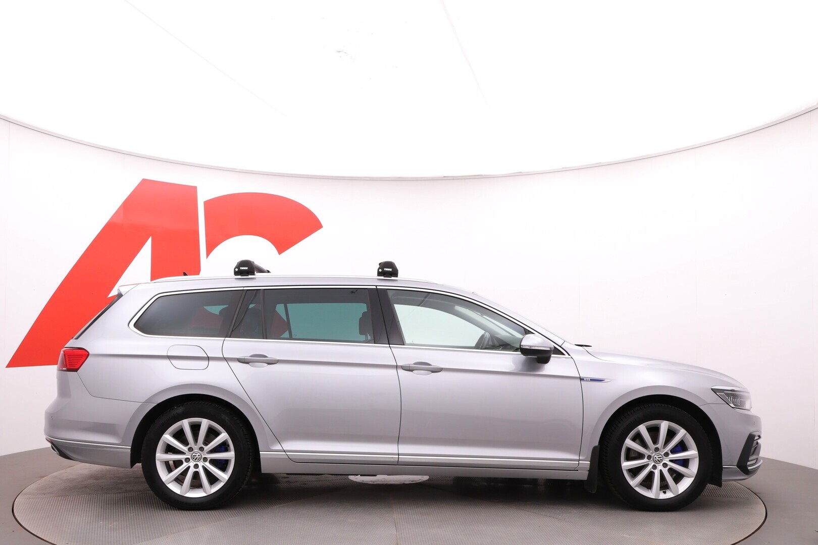 VOLKSWAGEN Passat 2019