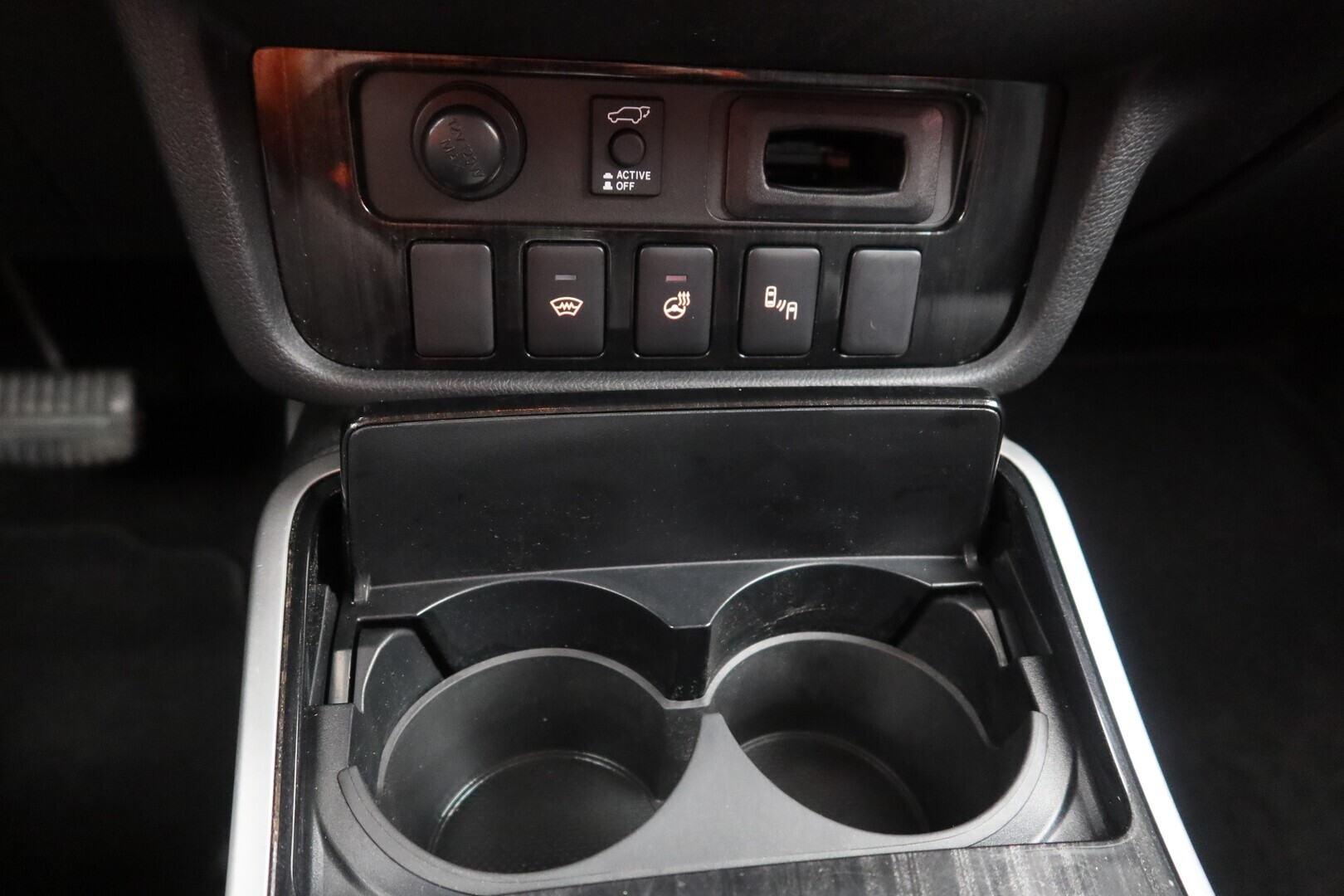 MITSUBISHI Outlander PHEV 2018