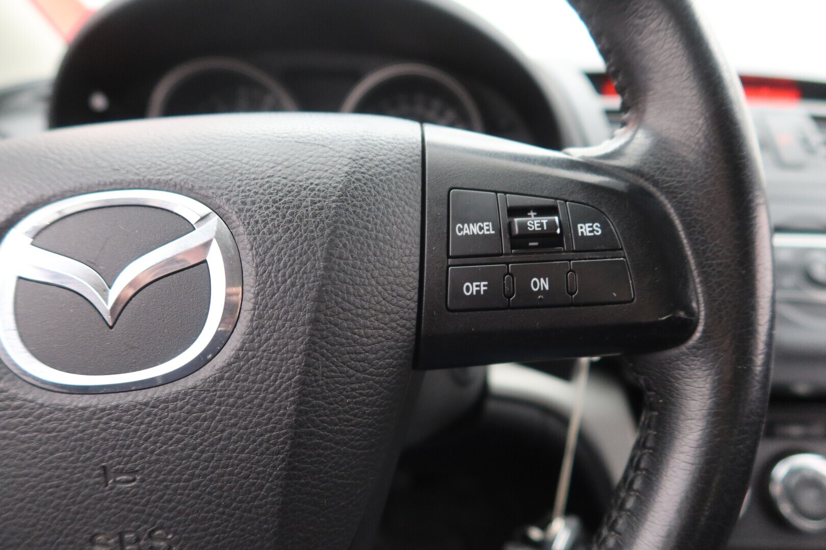 MAZDA 6 2011