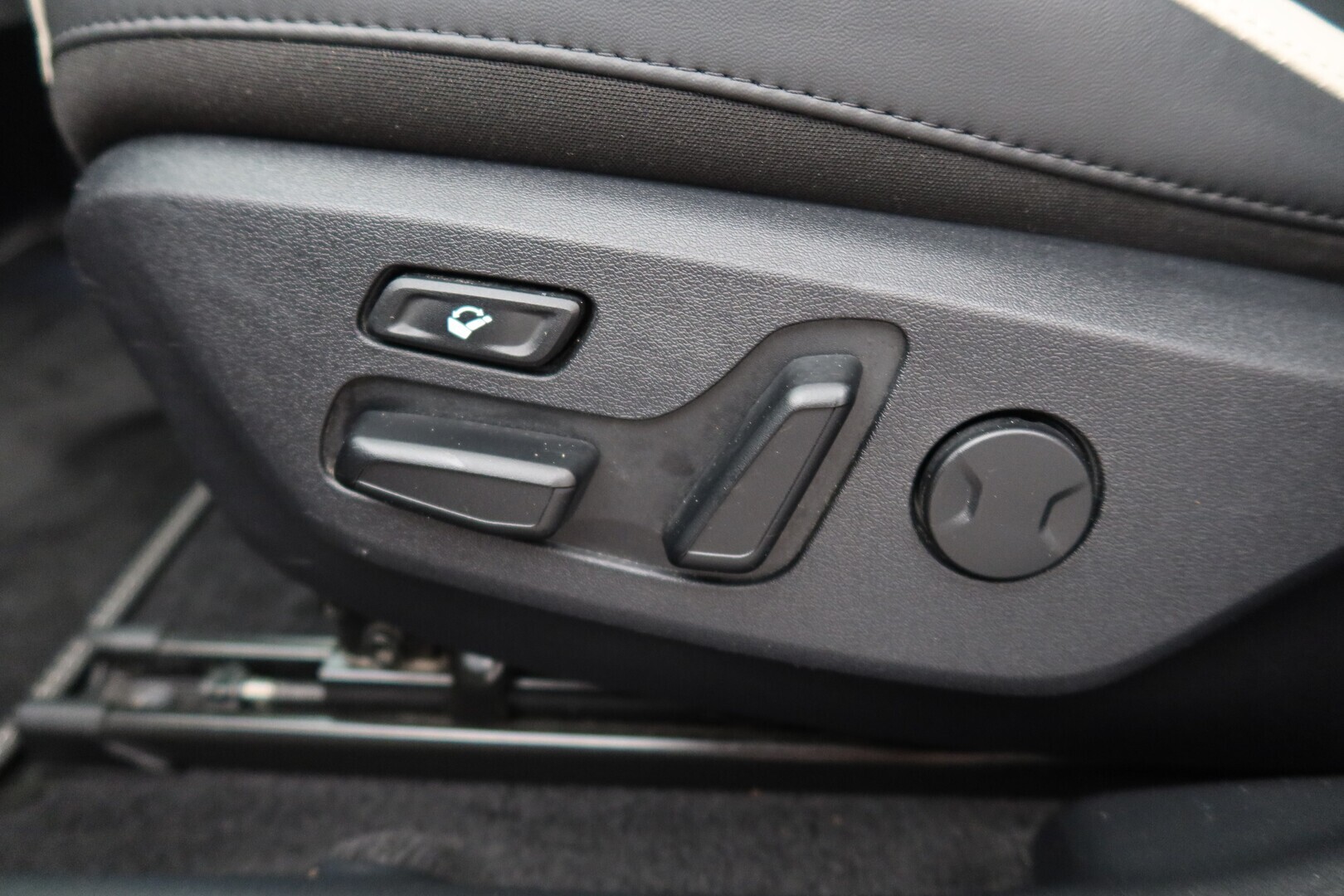 KIA EV6 2024