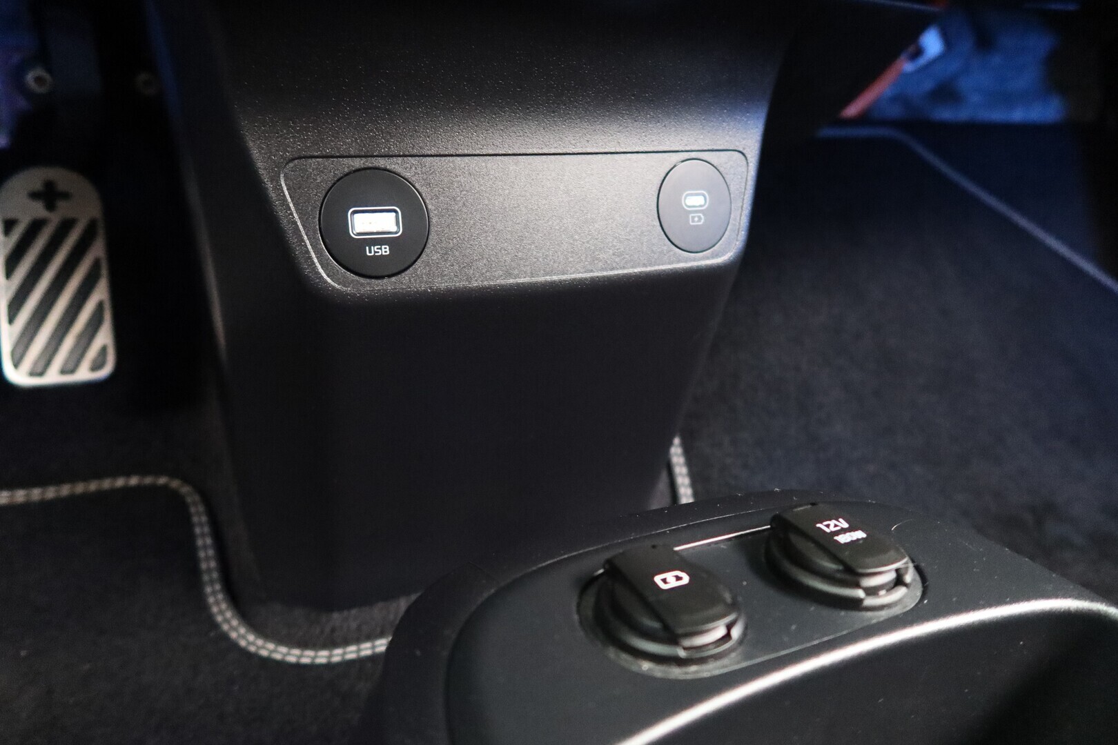 KIA EV6 2024