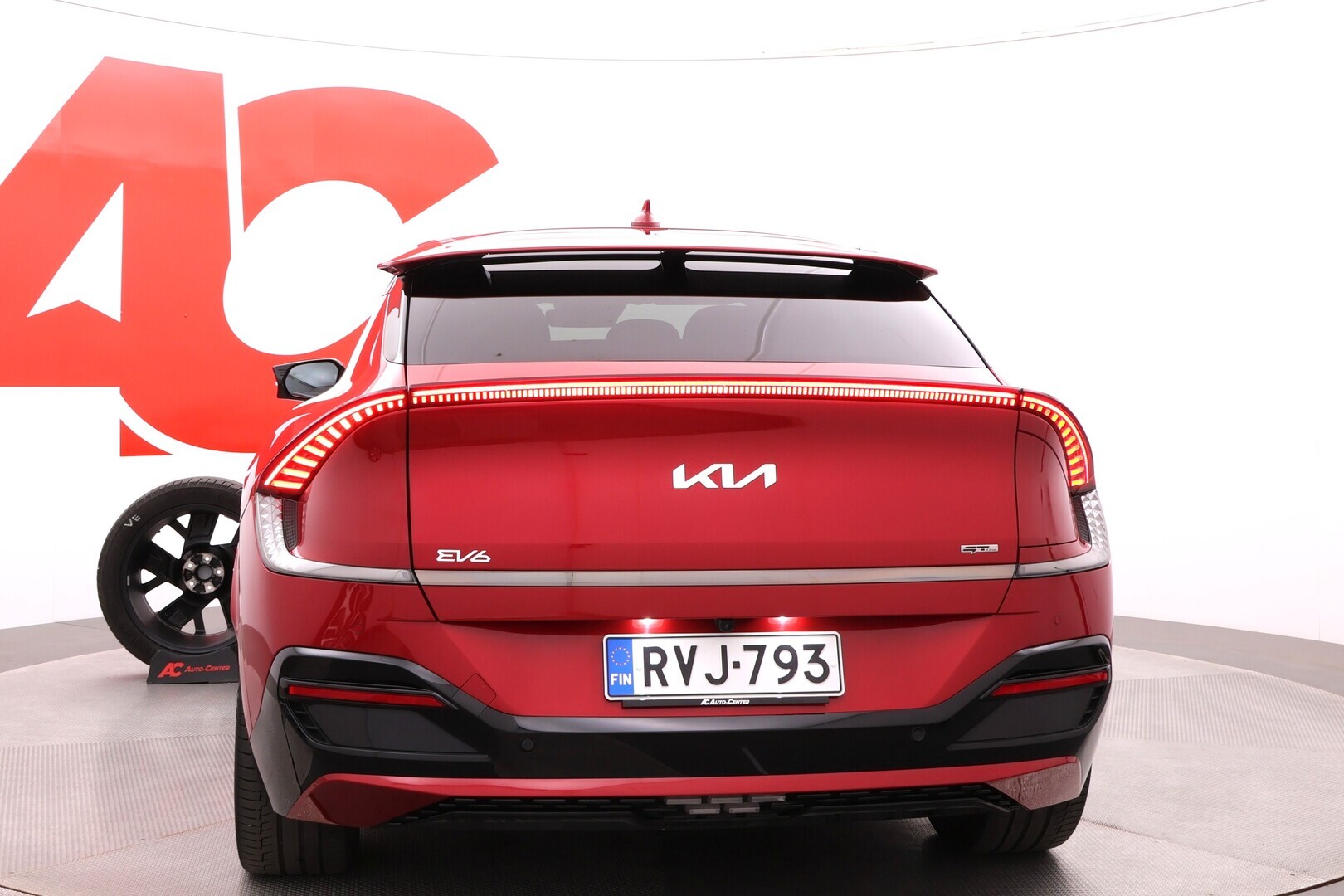KIA EV6 2024