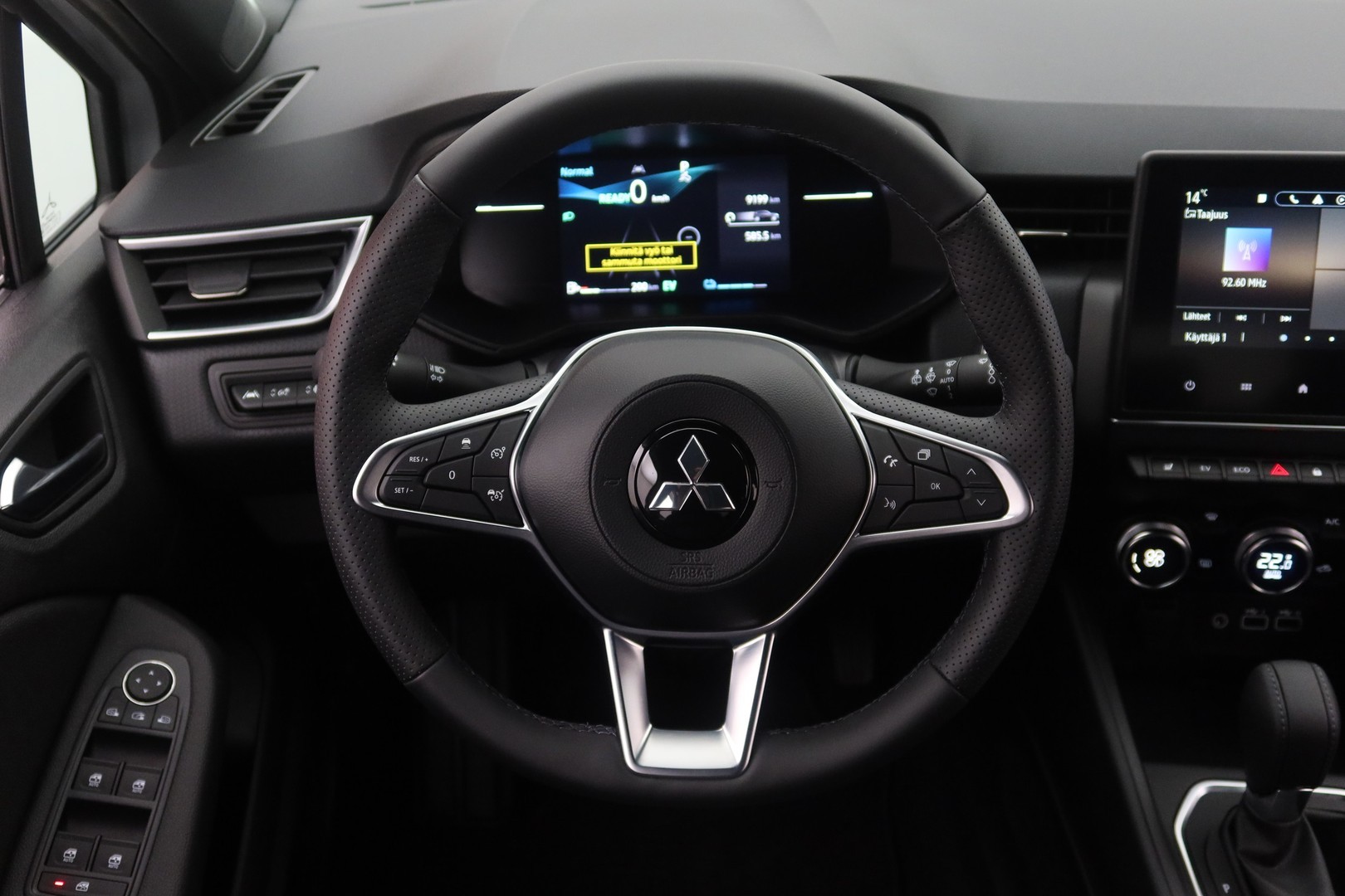 MITSUBISHI Colt 2024